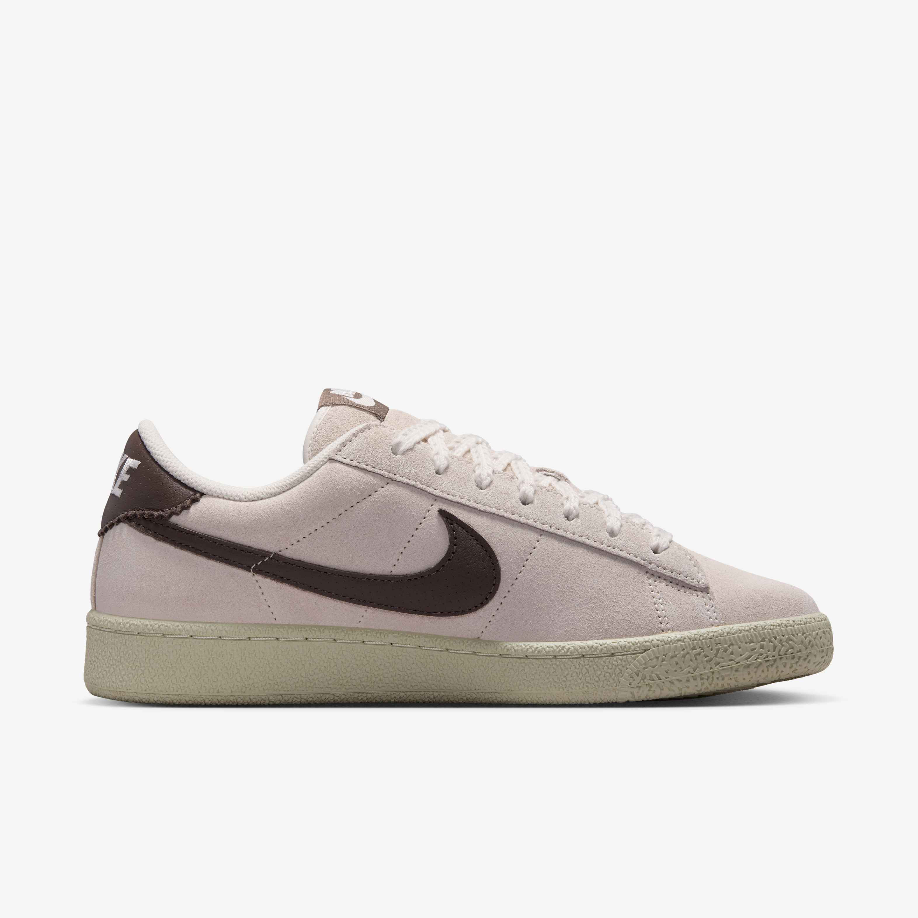Nike Tennis Classic image number 2