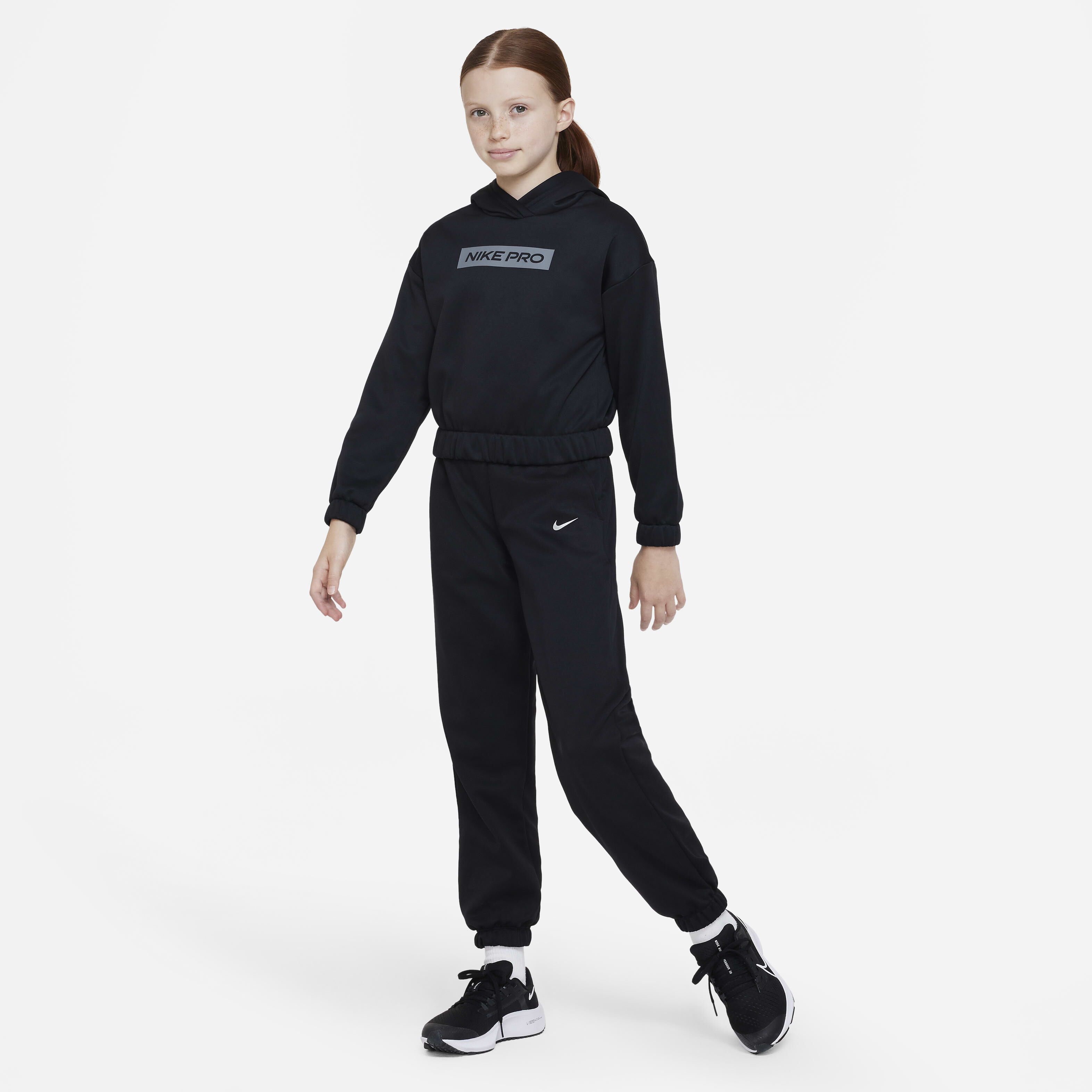 Buy Nike Pro Therma FIT Older Kids Girls Pullover Hoodie Nike Kuwait Official