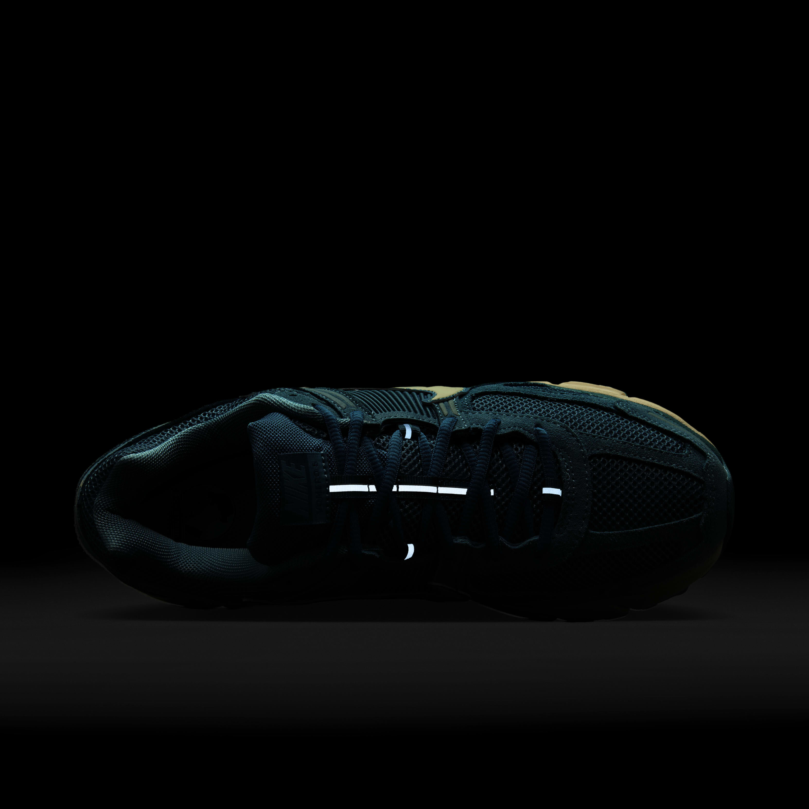 Nike Zoom Vomero 5 image number 8