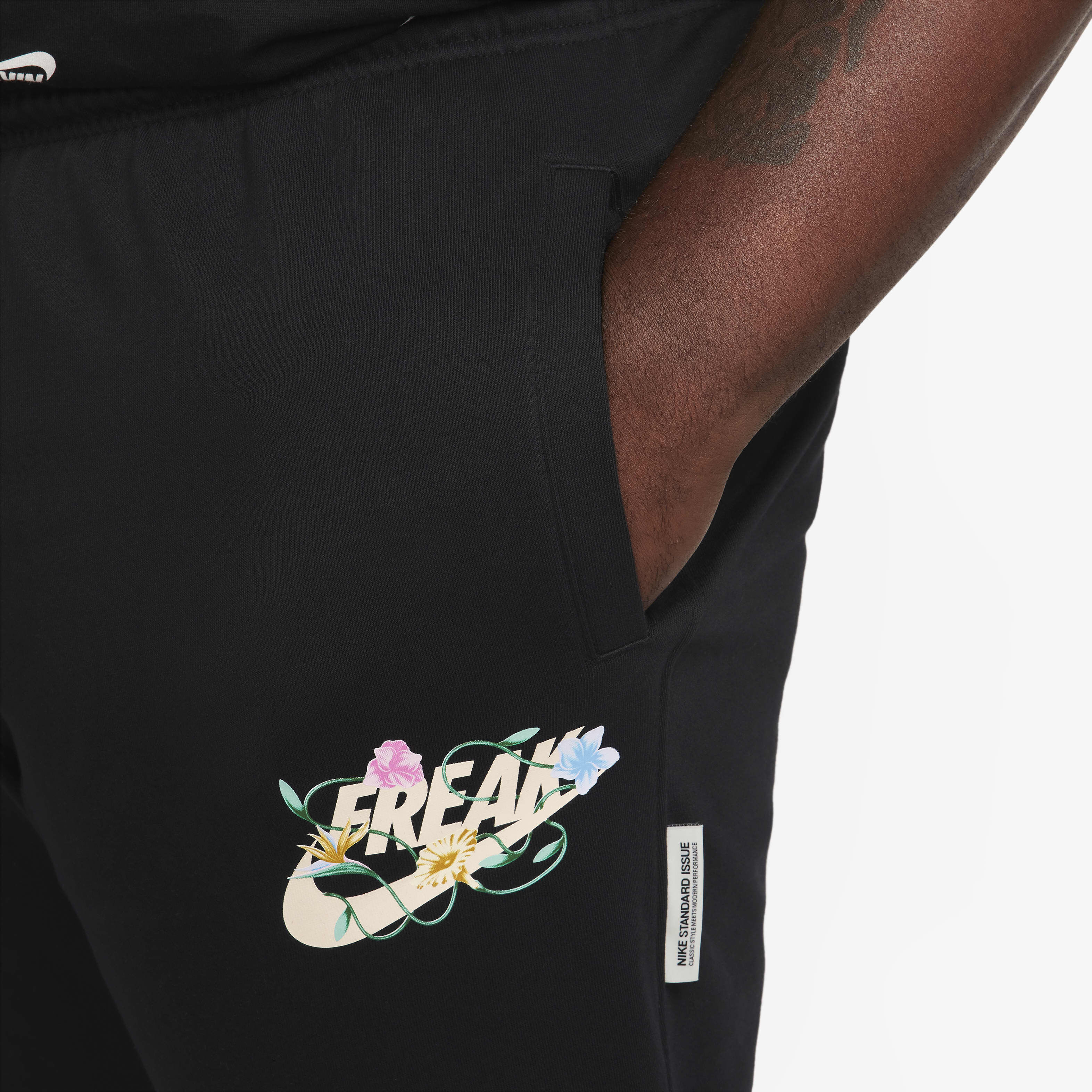 جيانيس ستاندرد ايشيو image number 7