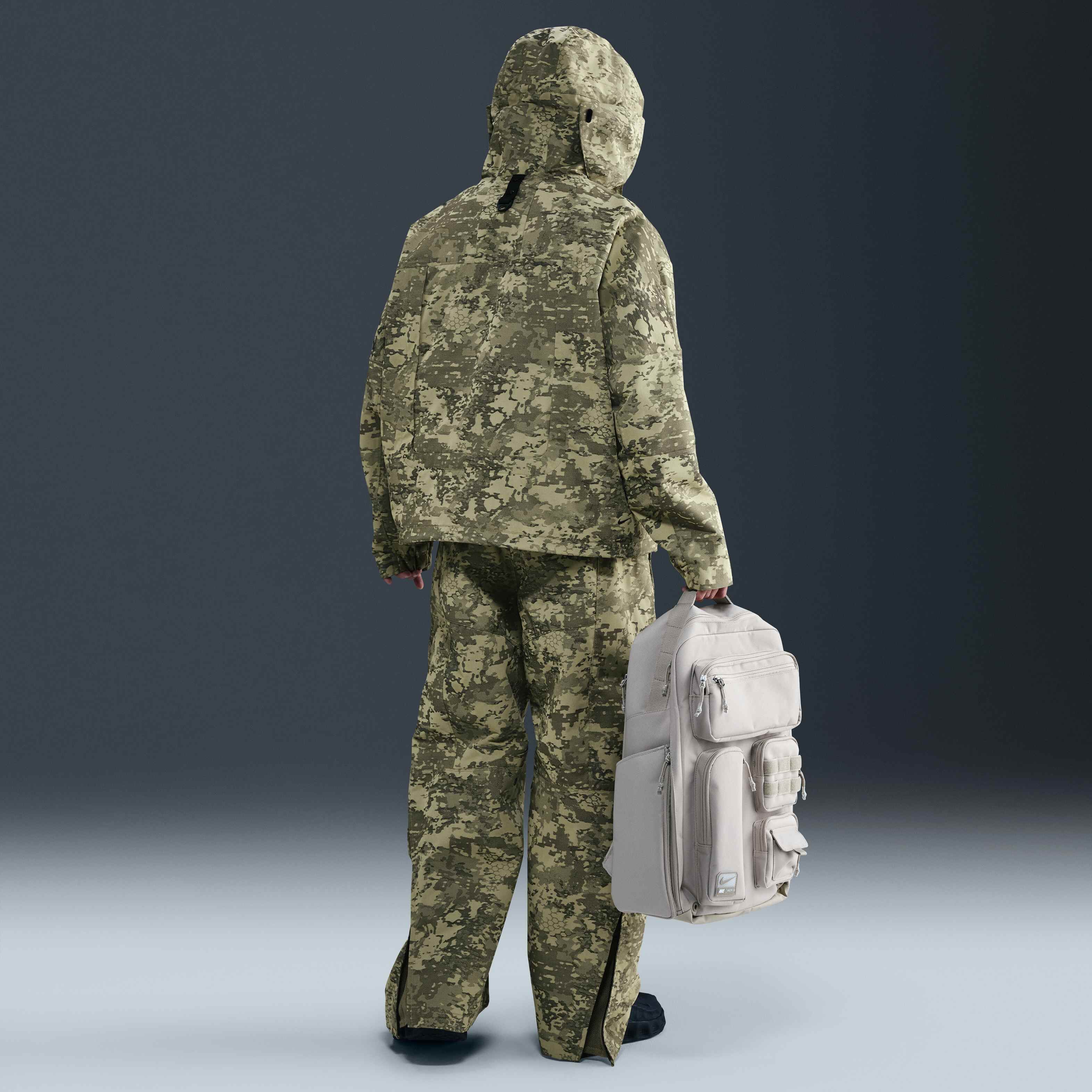 نايكي تك image number 4