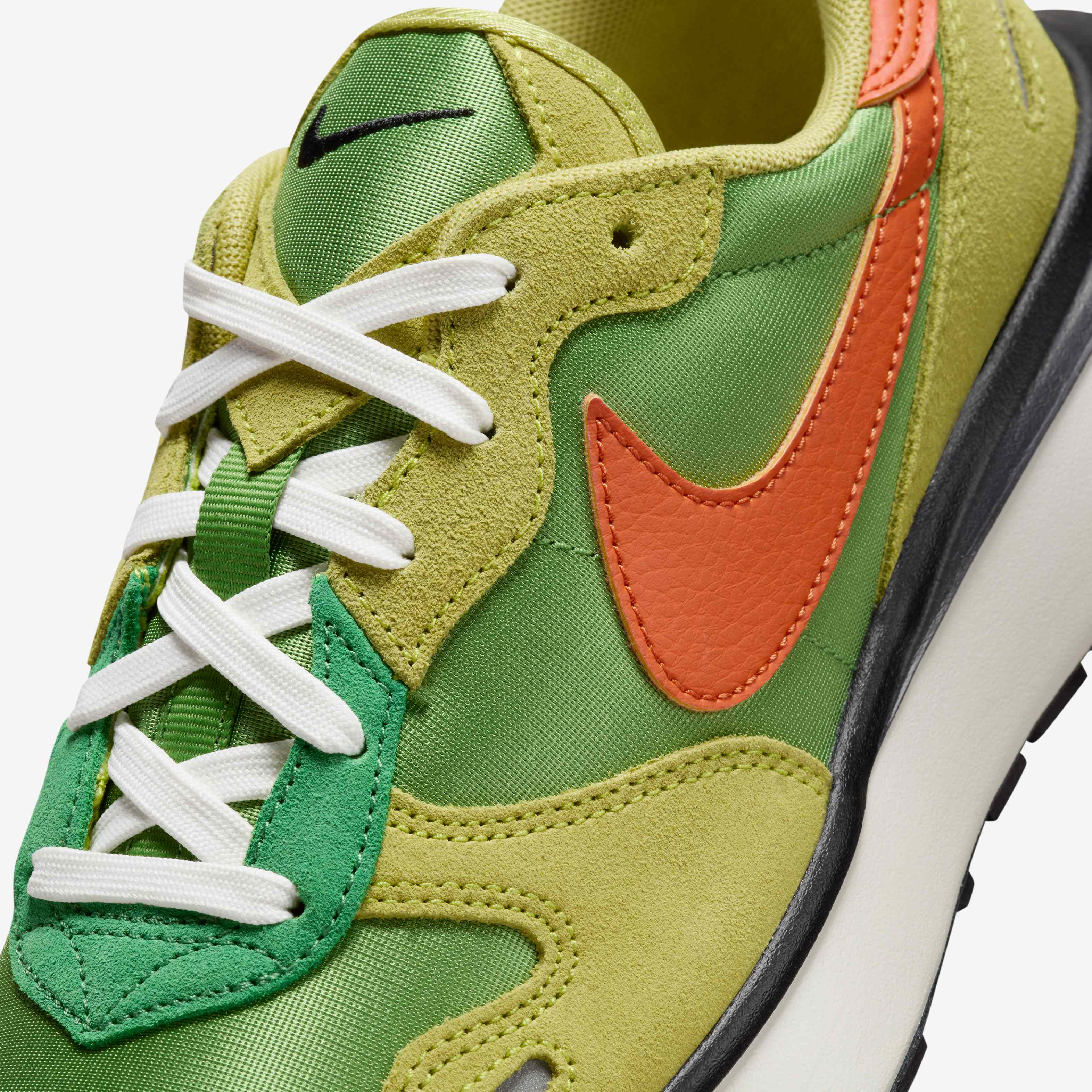Nike Phoenix Waffle image number 7