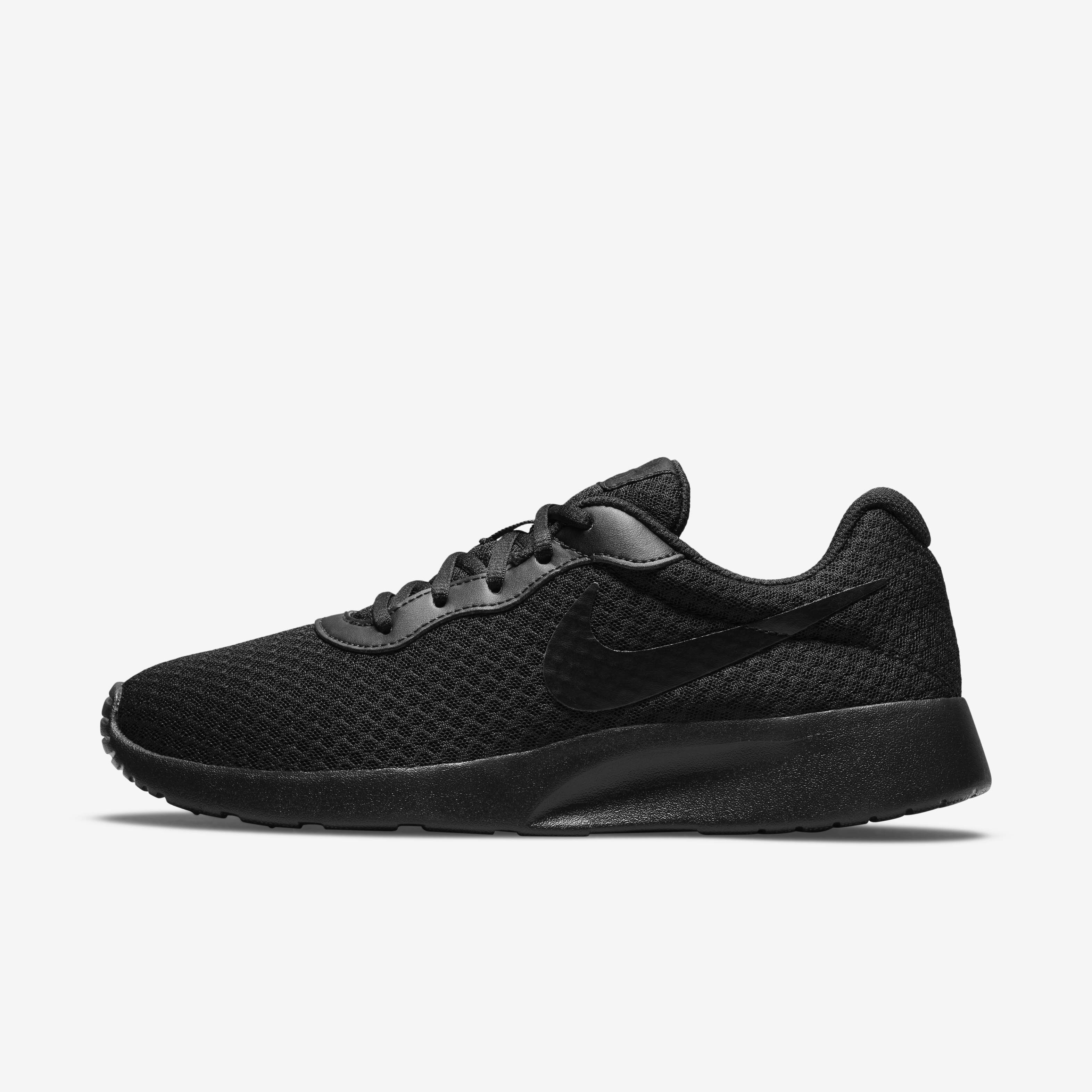 Women's nike tanjun wide width cheap