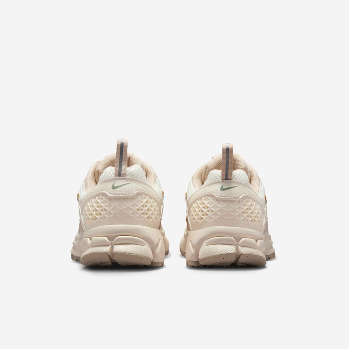 Nike Vomero 5 image number 5 Nike Vomero 5 image number 5