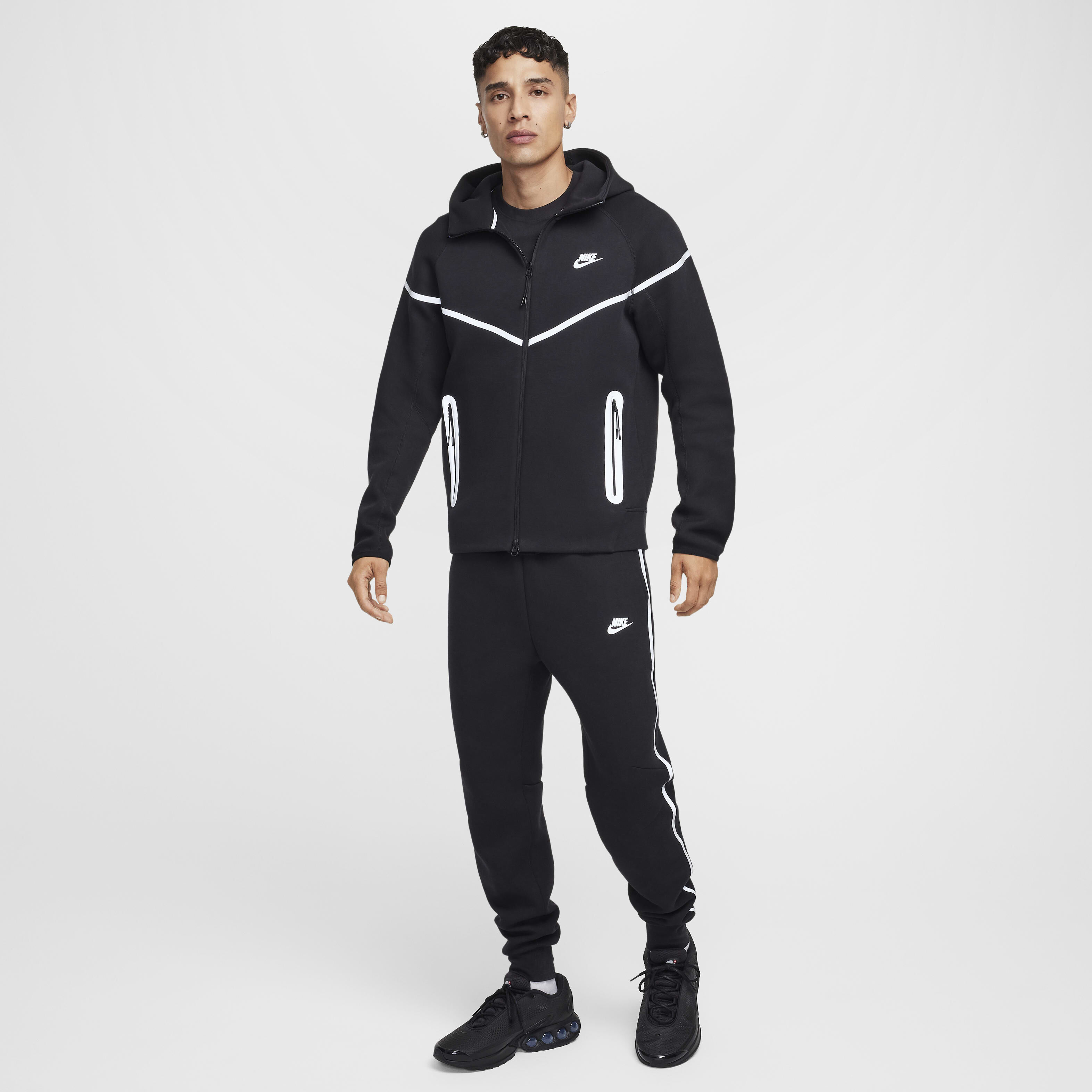 Nike reflective sweatpants shop