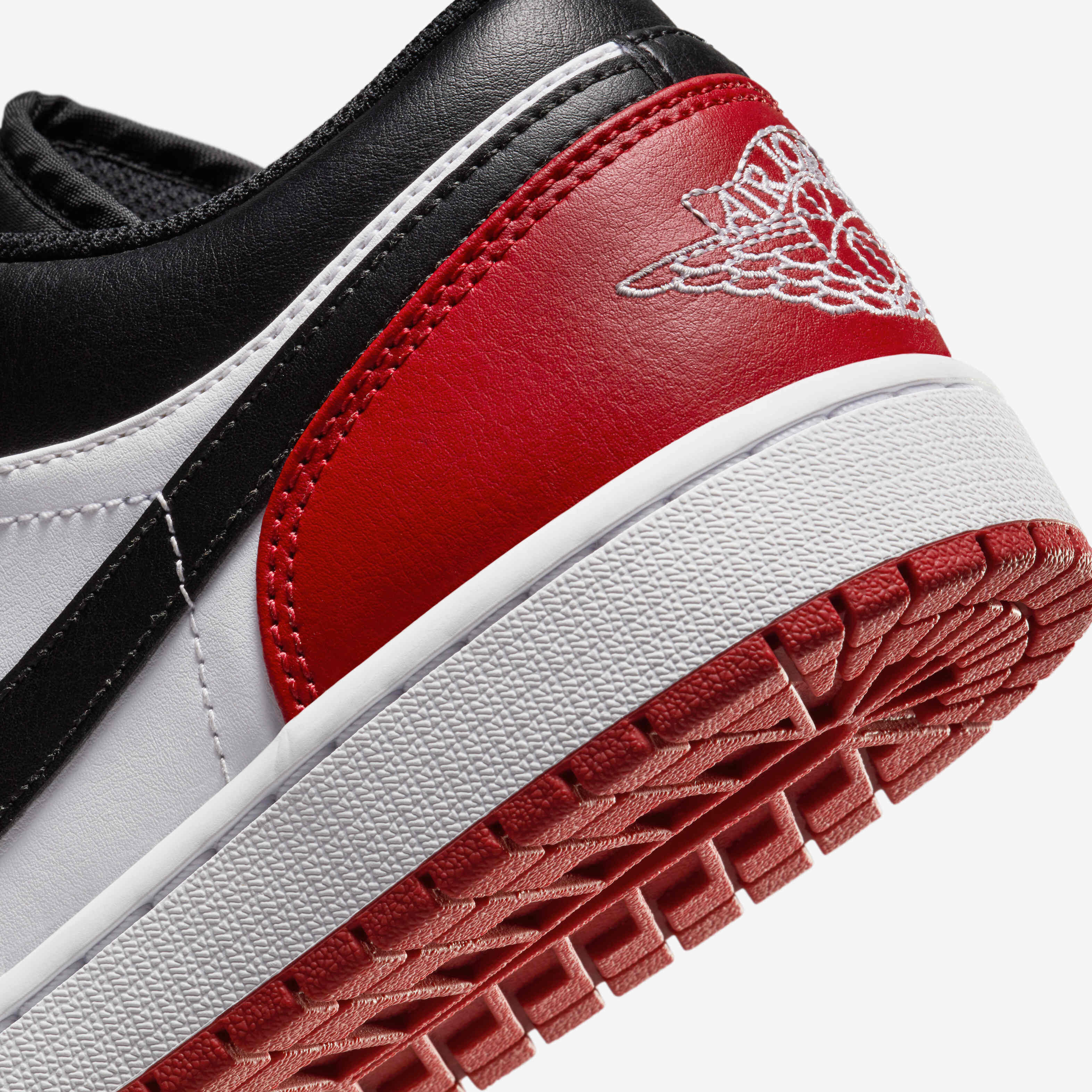 その他 Nike Air Jordan 1 Low Red/Black/White 楽天市場】NIKE AIR JORDAN 1 LOW white/black-varsity red