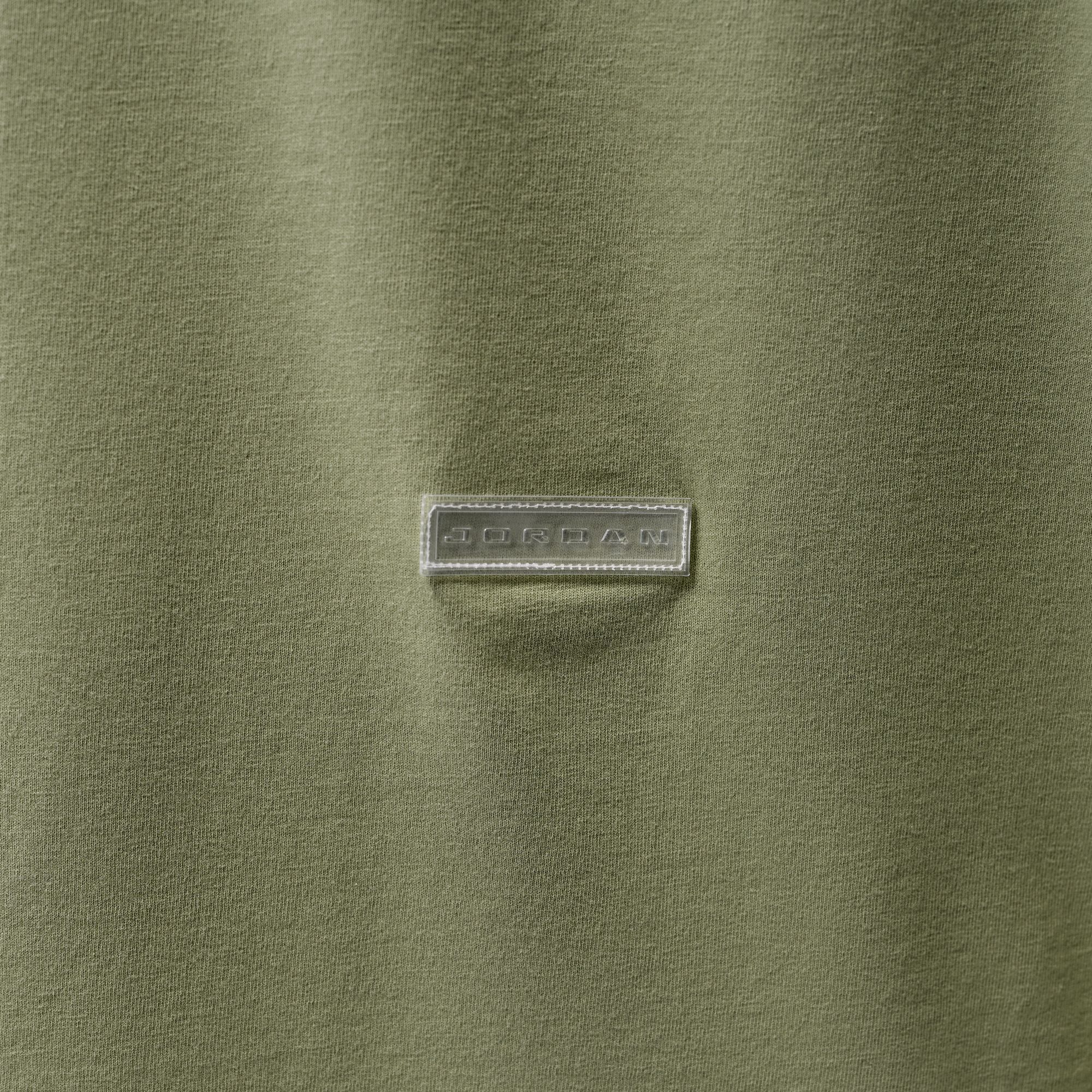 Zoom image