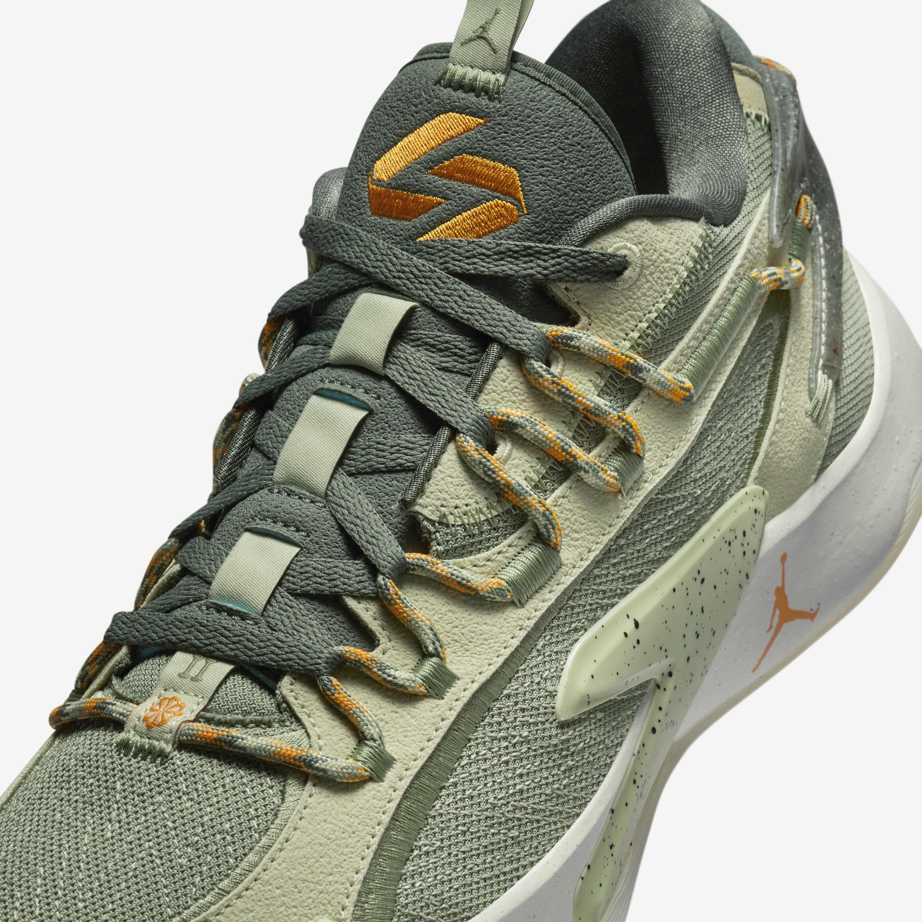 Luka 2 'Dragon Bridge' image number 6