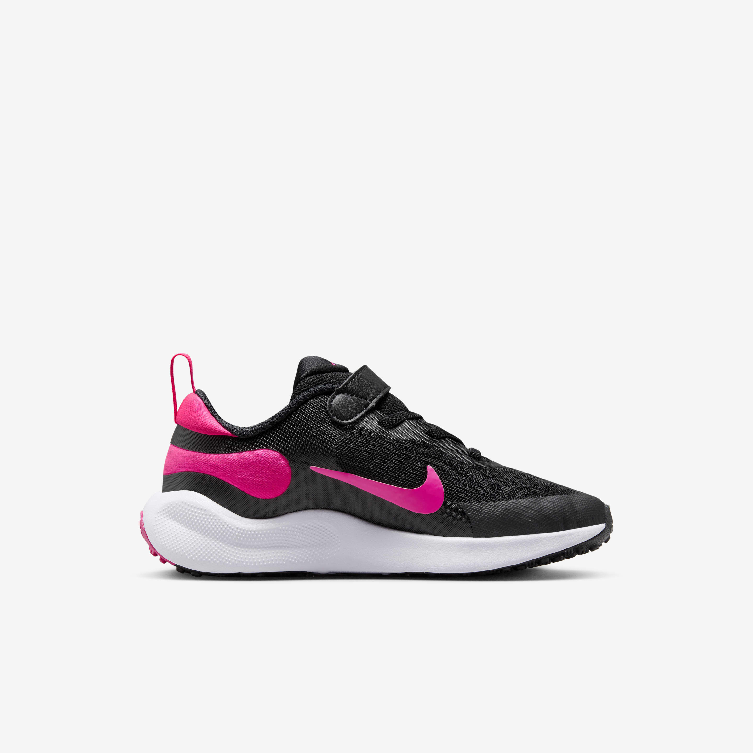 Buy Nike Revolution 7 Younger Kids Shoes Nike Kuwait Official