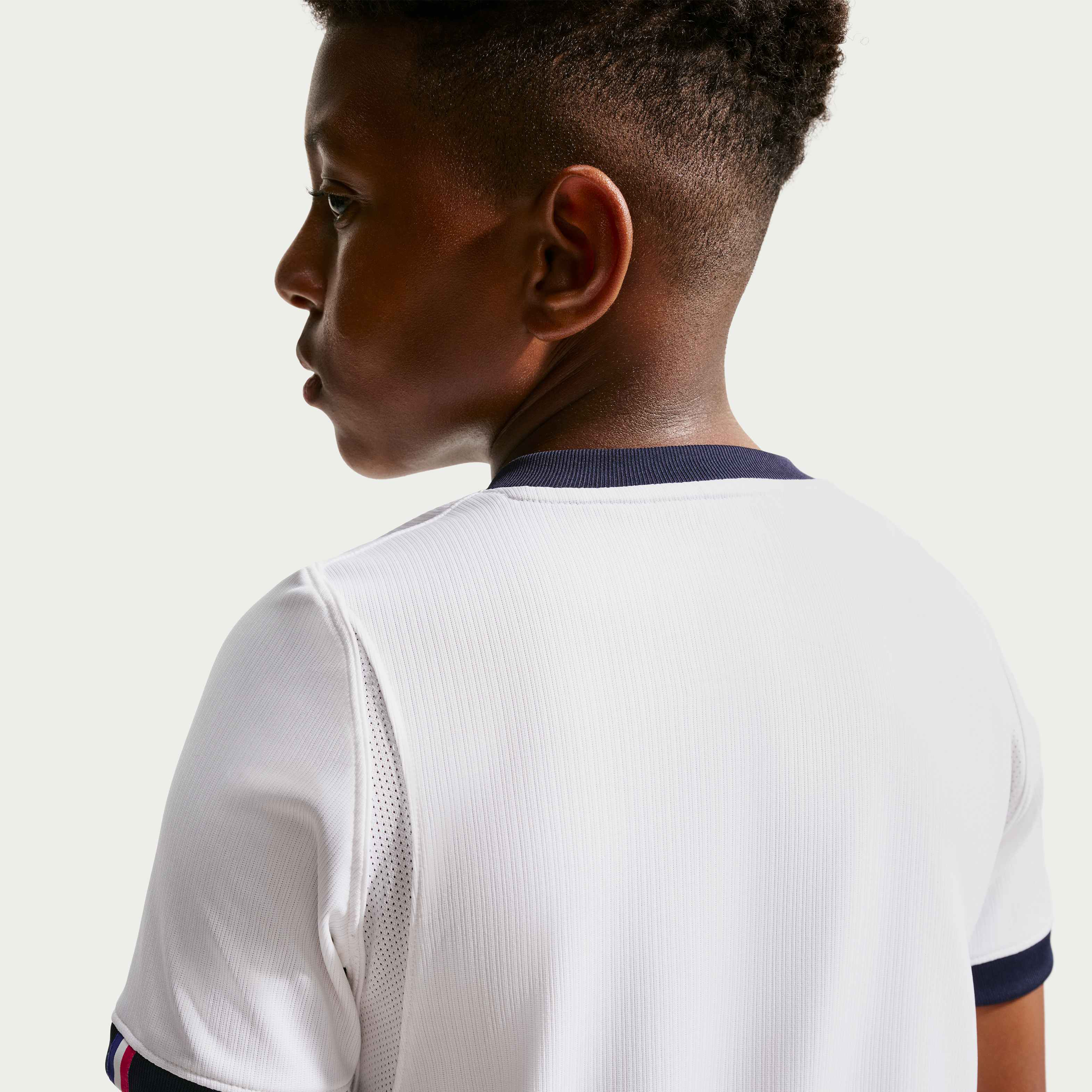 Paris Saint-Germain 2026/27 Stadium Away image number 4