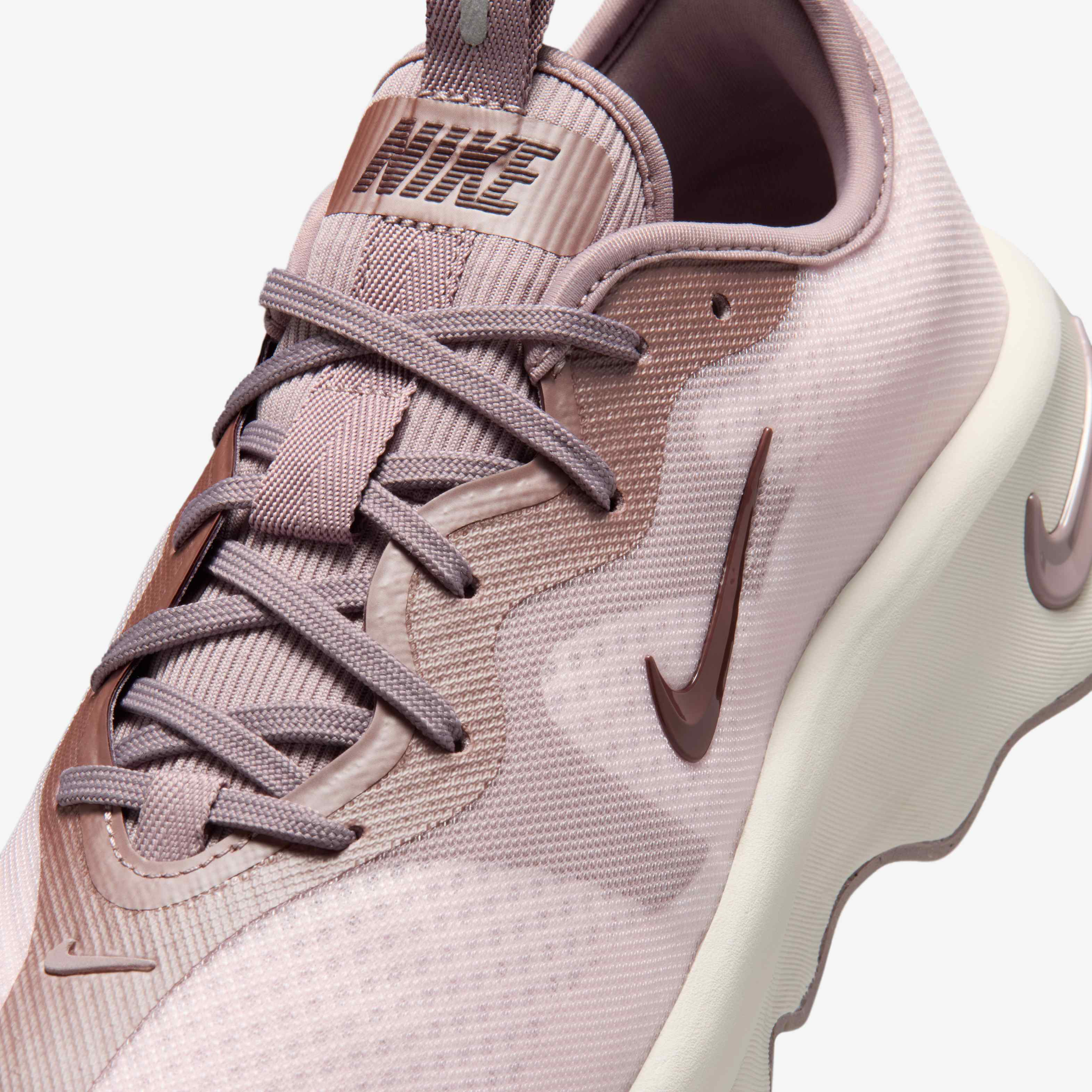 Nike Motiva 2 image number 6