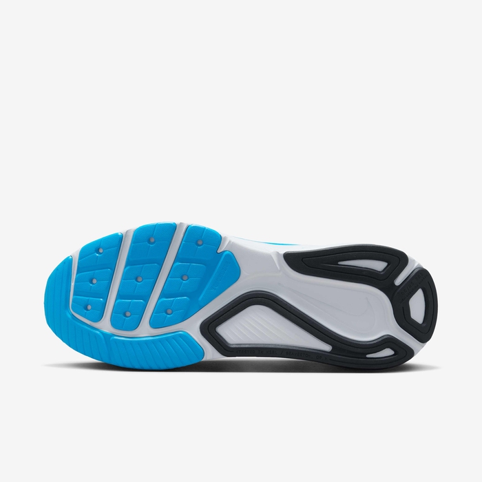 نايكي ستراكشر 26 image number 1 نايكي ستراكشر 26 image number 1