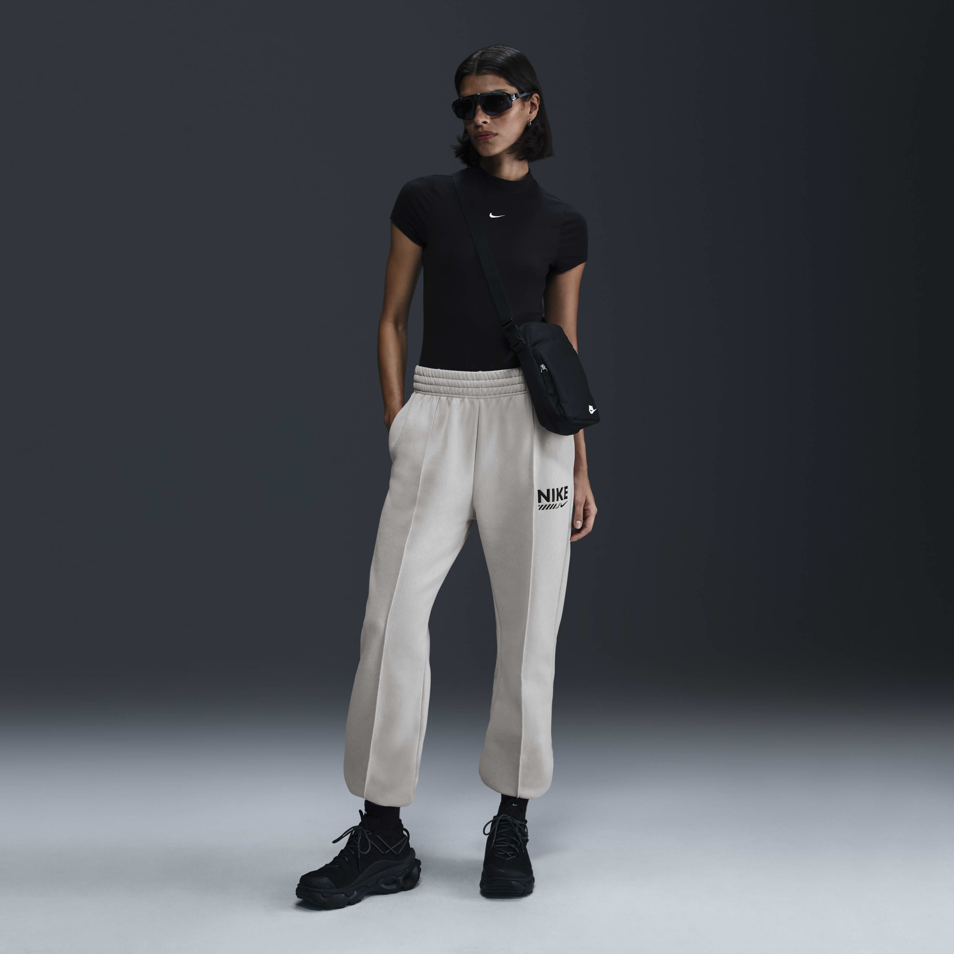 Nike Sportswear image number 0