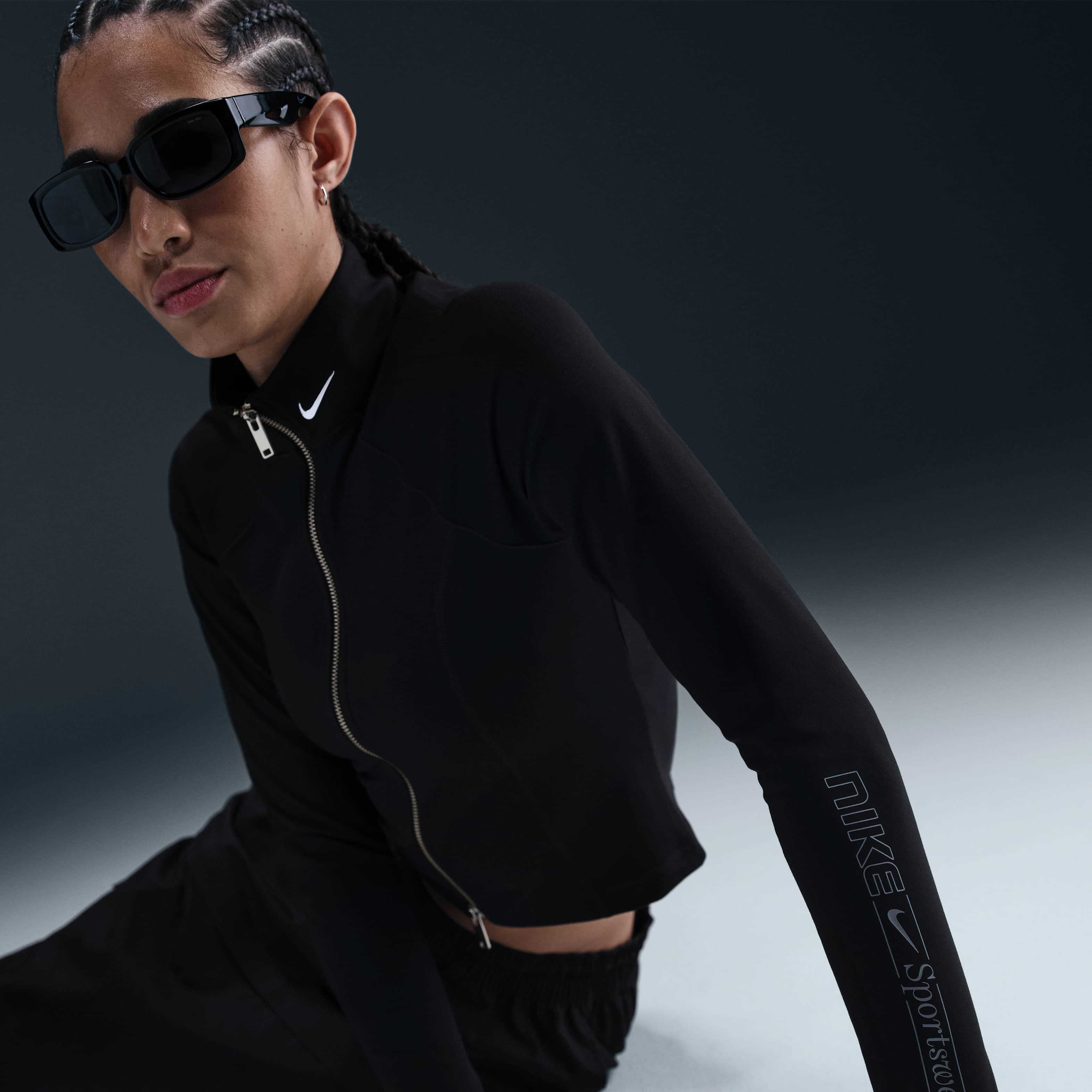 Nike Sportswear image number 2