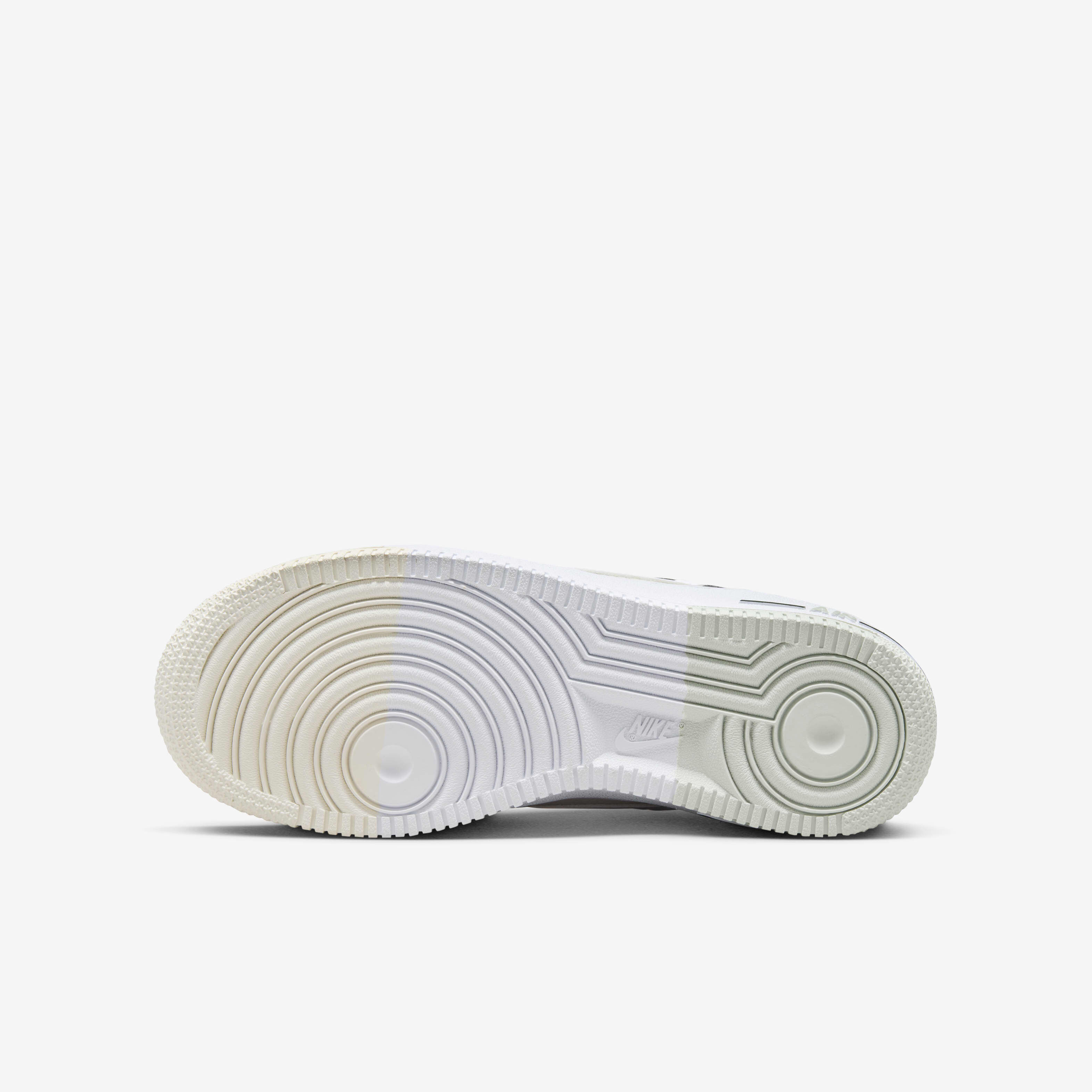 Nike Air Force 1 LV8 image number 1