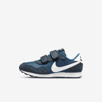 Nike MD Valiant