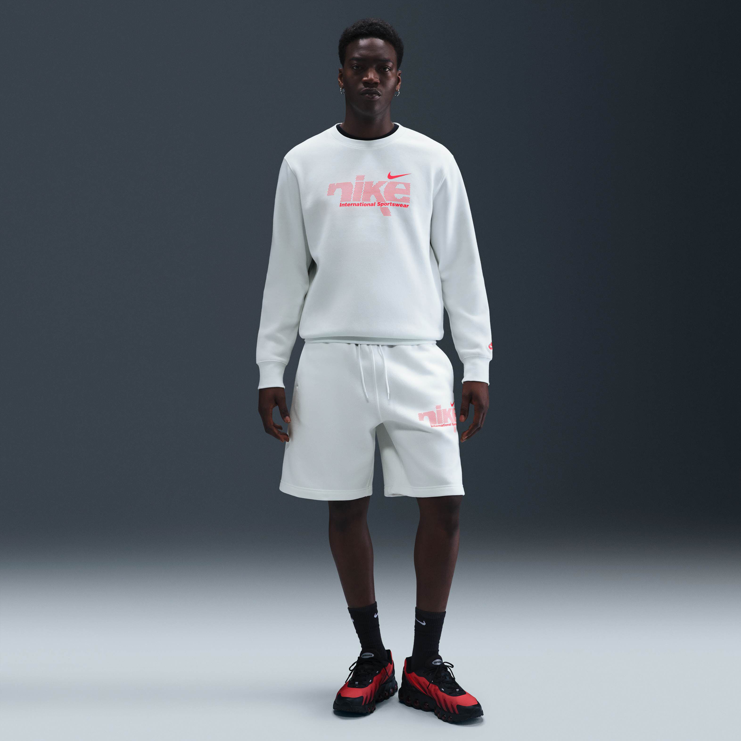 Nike Sportswear Club image number 3