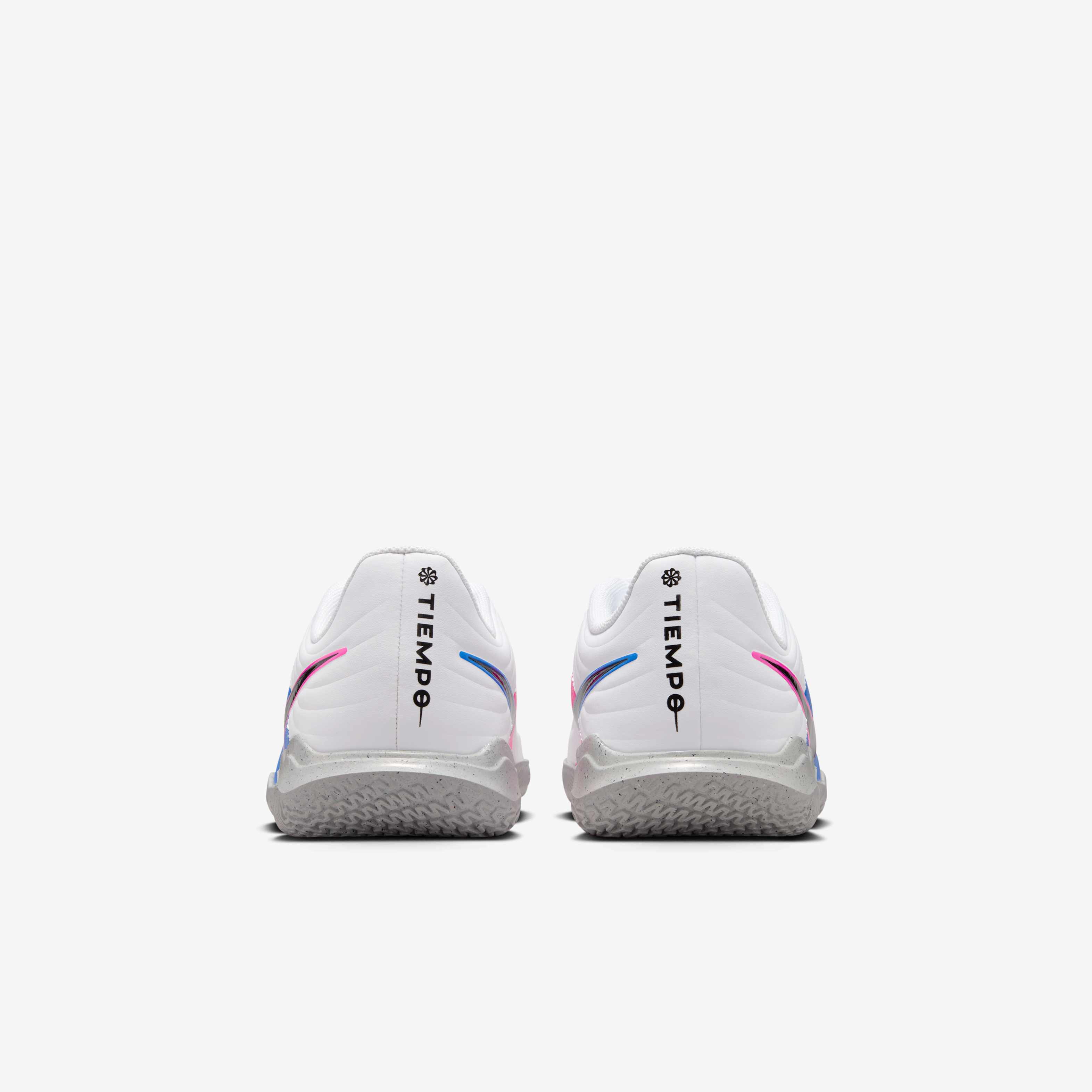 Nike Jr. Tiempo Maestro Club image number 5