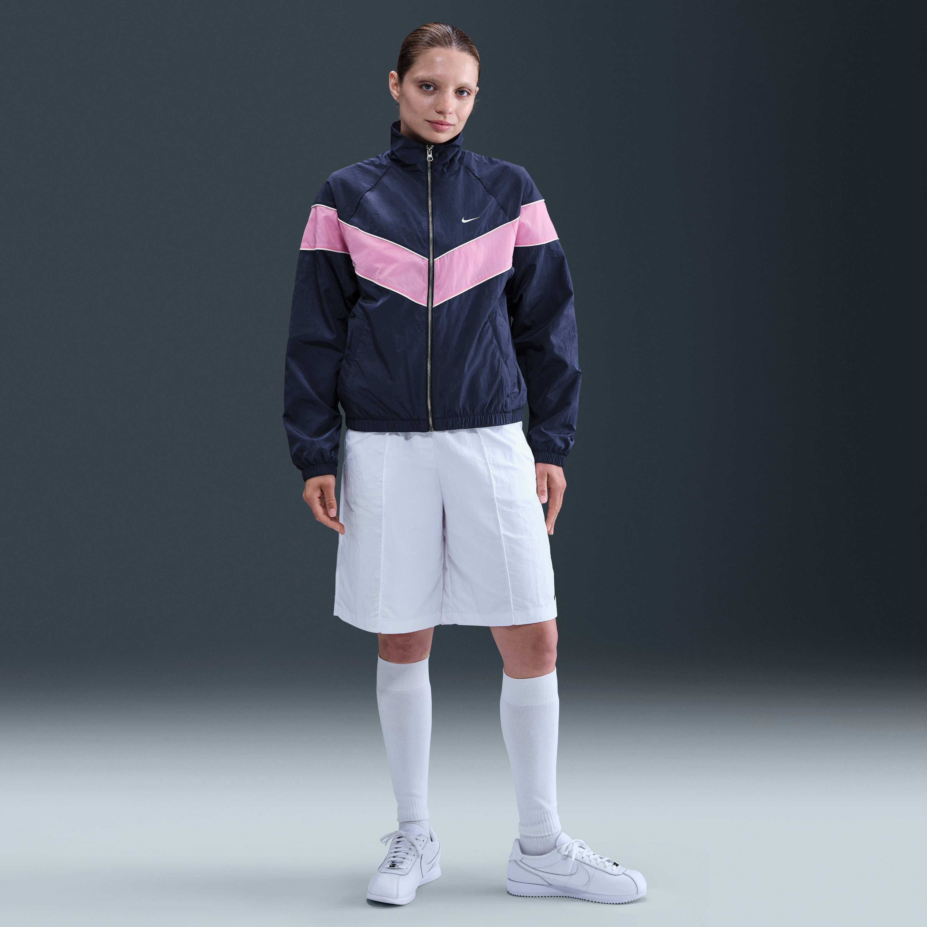 Nike Windrunner image number 3