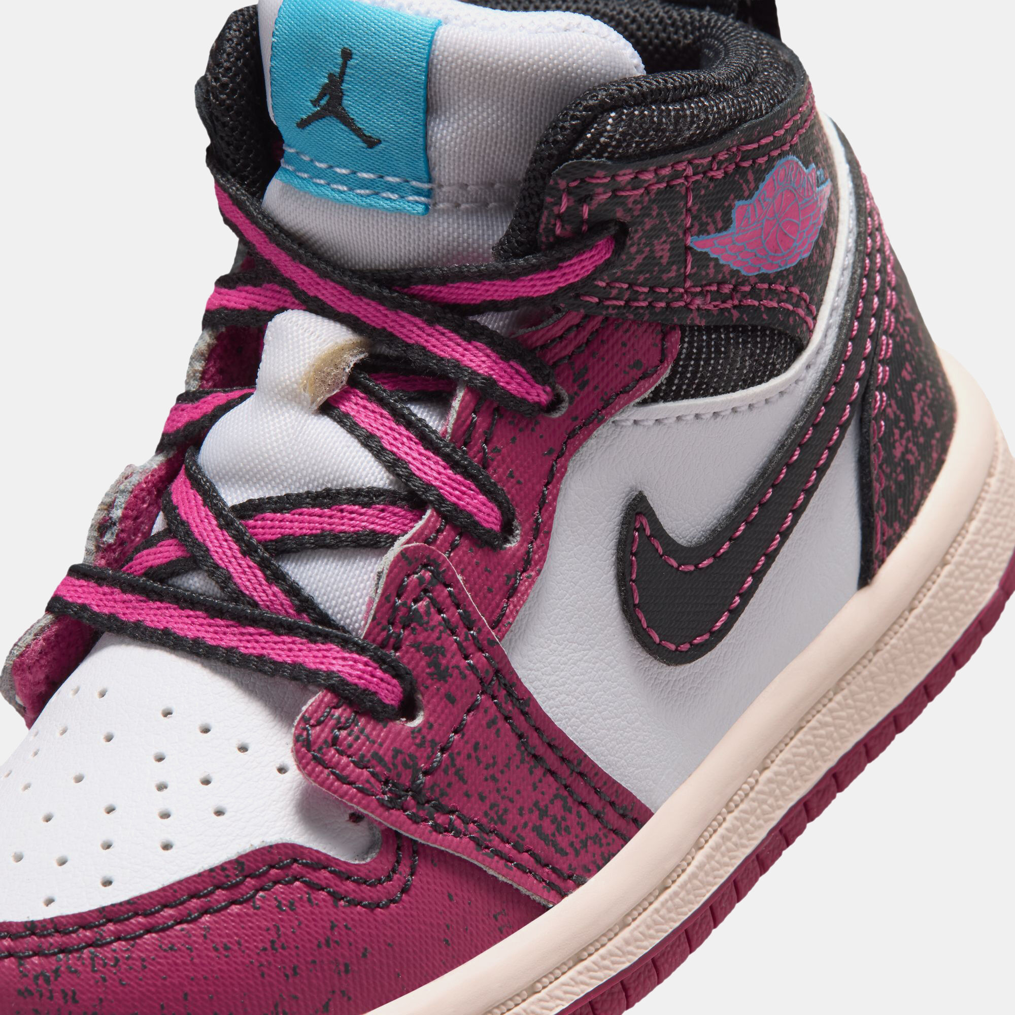 Jordan 1 Mid SE image number 9