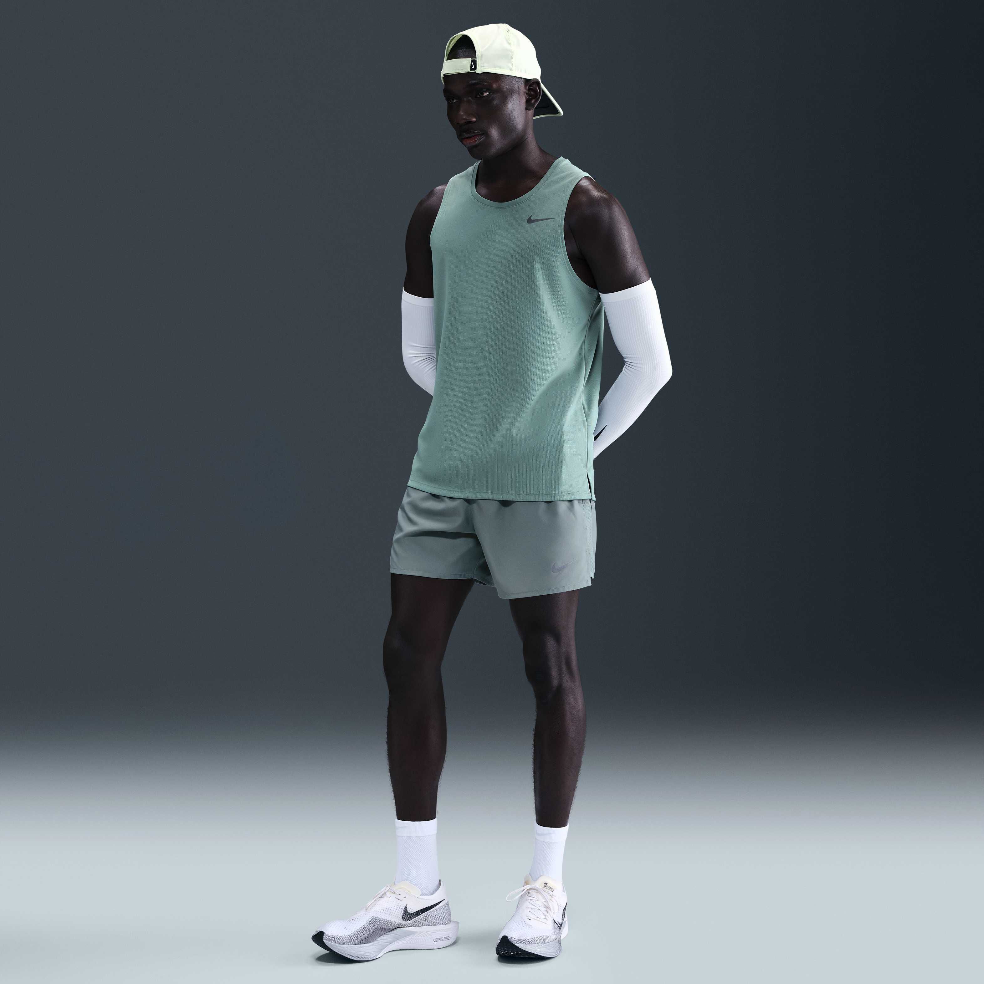 Nike Miler image number 3