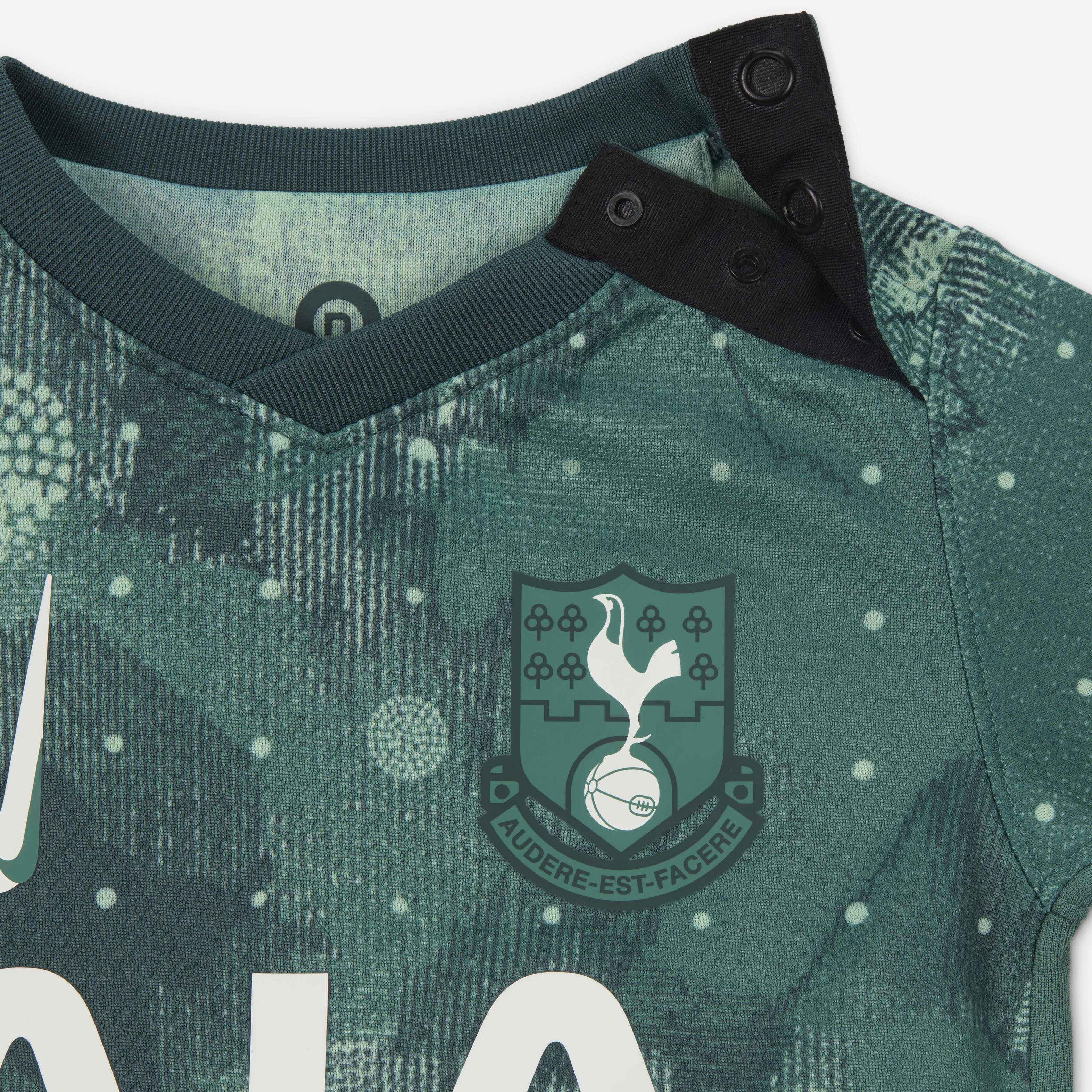 Buy Tottenham Hotspur 2024 25 Stadium Third Baby Toddler Nike Football Replica Three Piece Kit Nike Kuwait Official