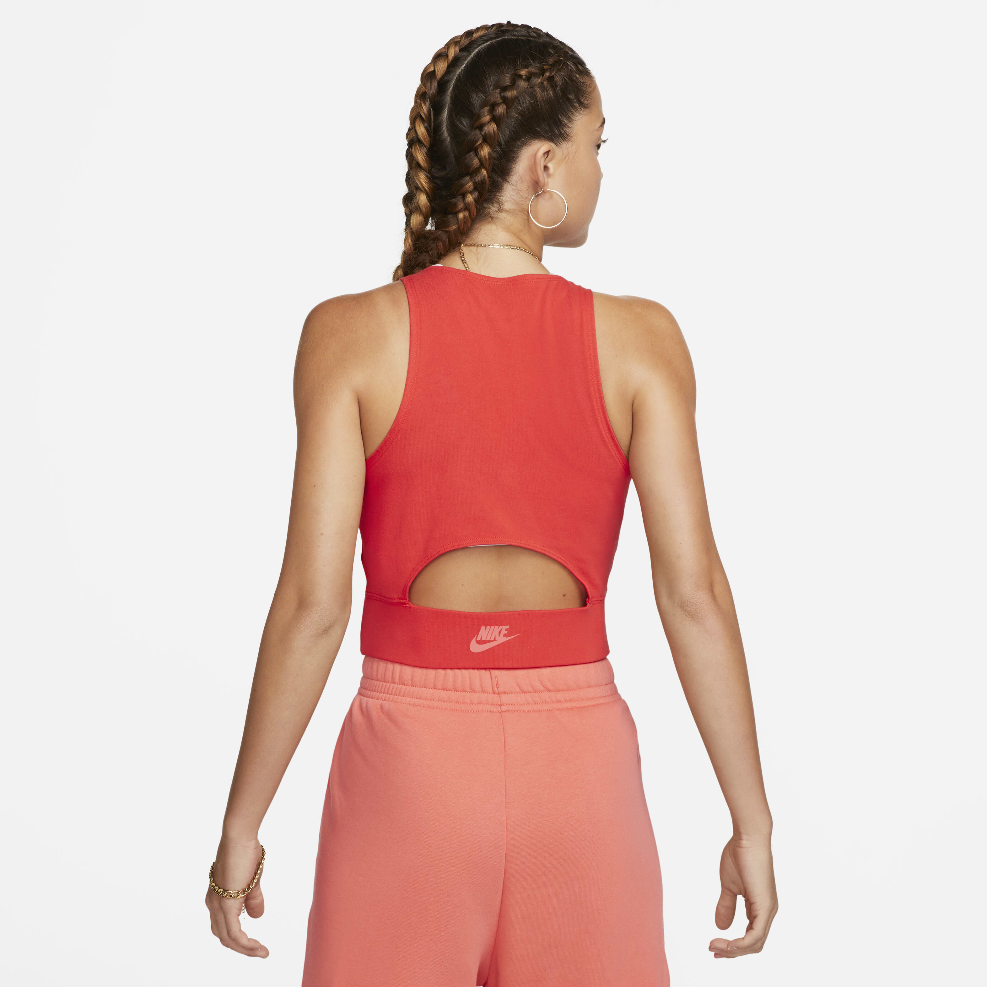 نايكي سبورتسوير image number 1