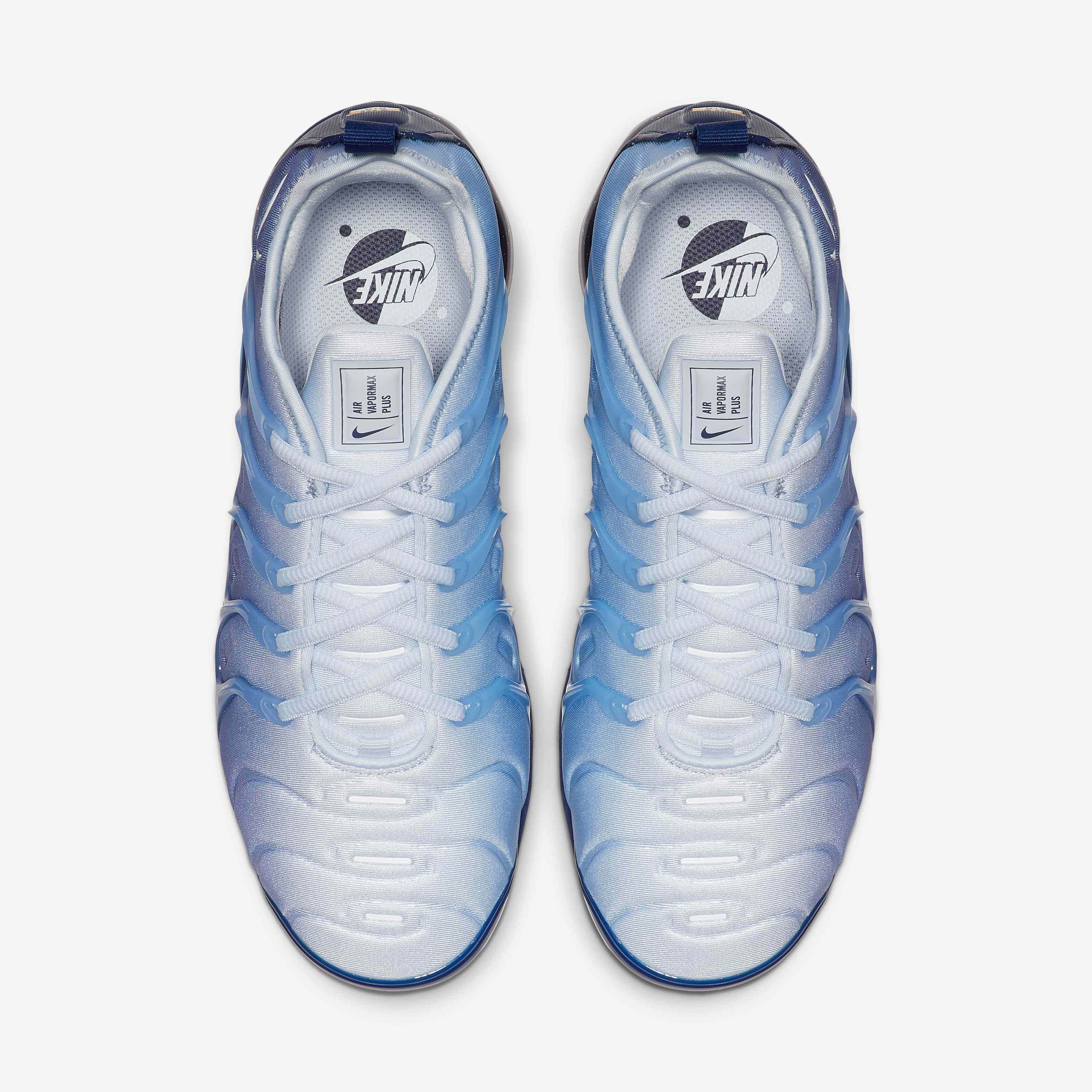 Nike Air VaporMax Plus image number 3