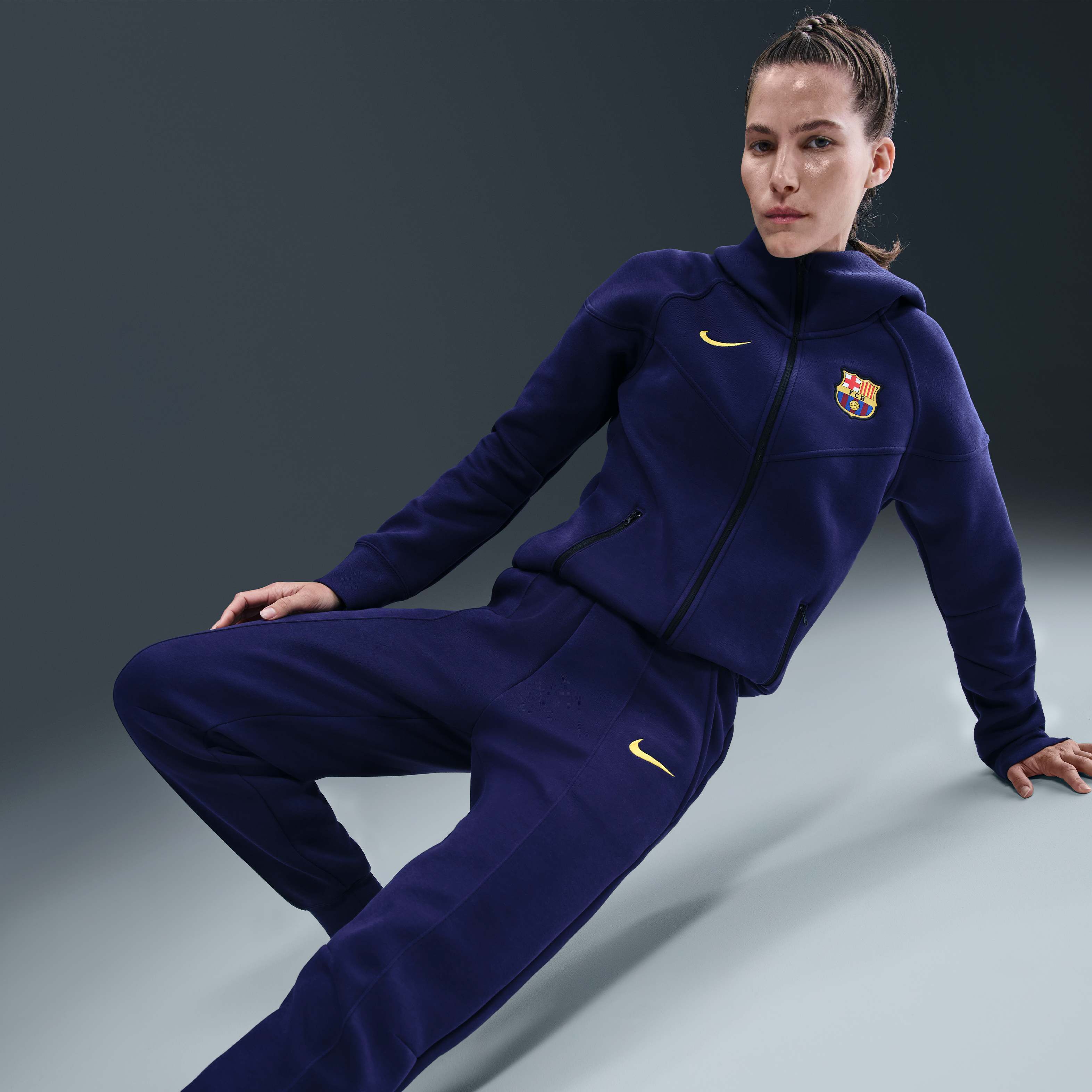 F.C. Barcelona Tech image number 4