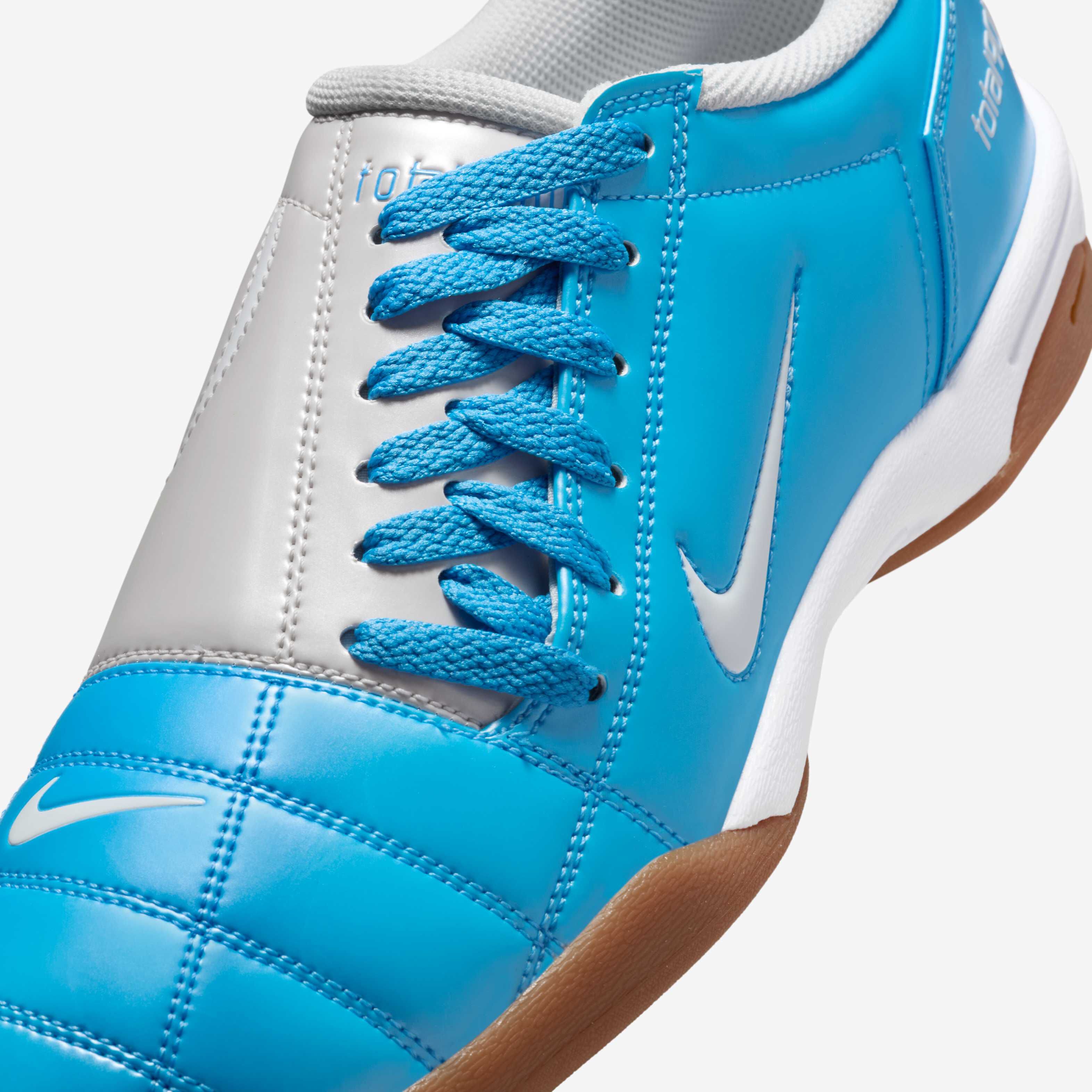 Nike Total 90 image number 6