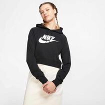 Nike Sportswear Essential