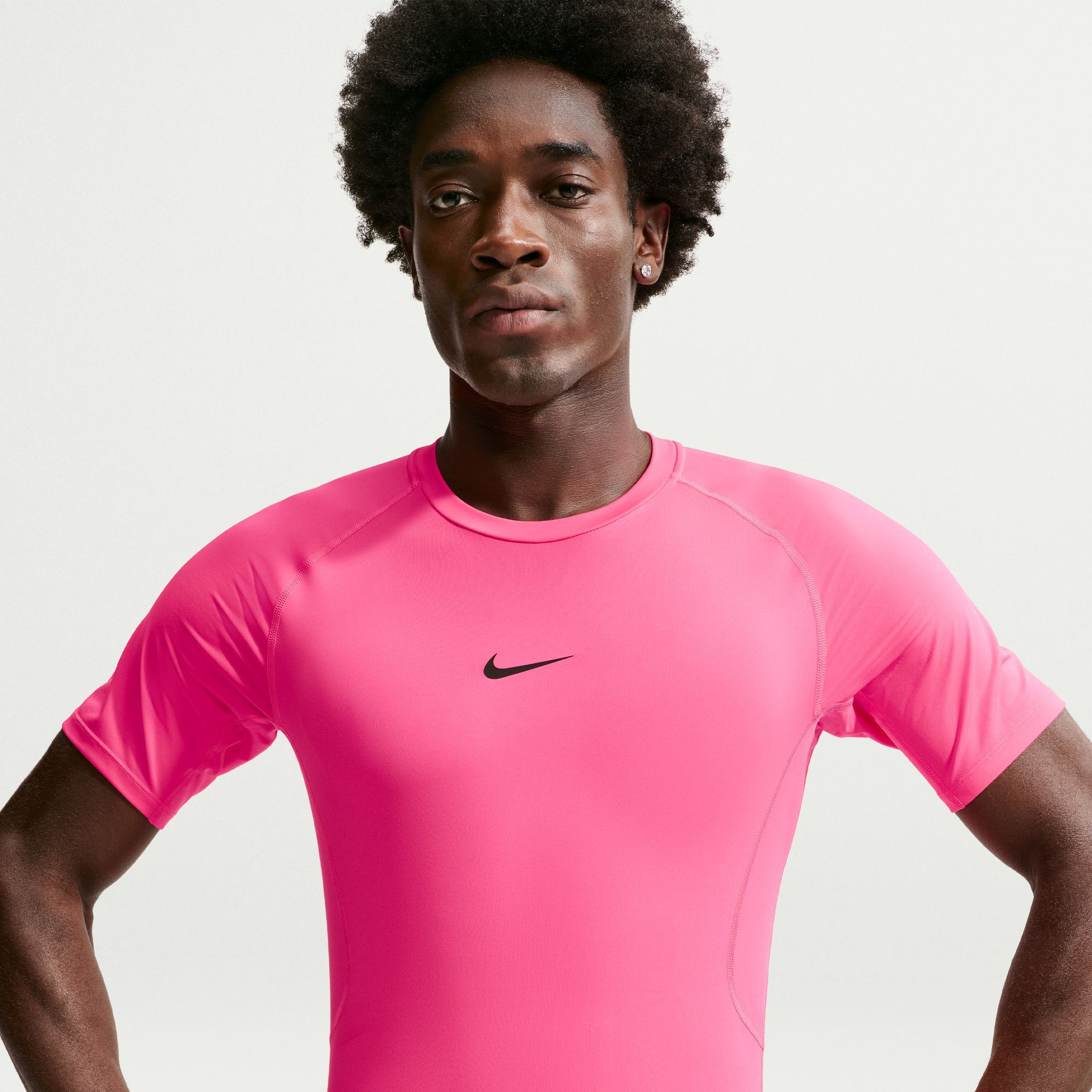 Nike Pro image number 2