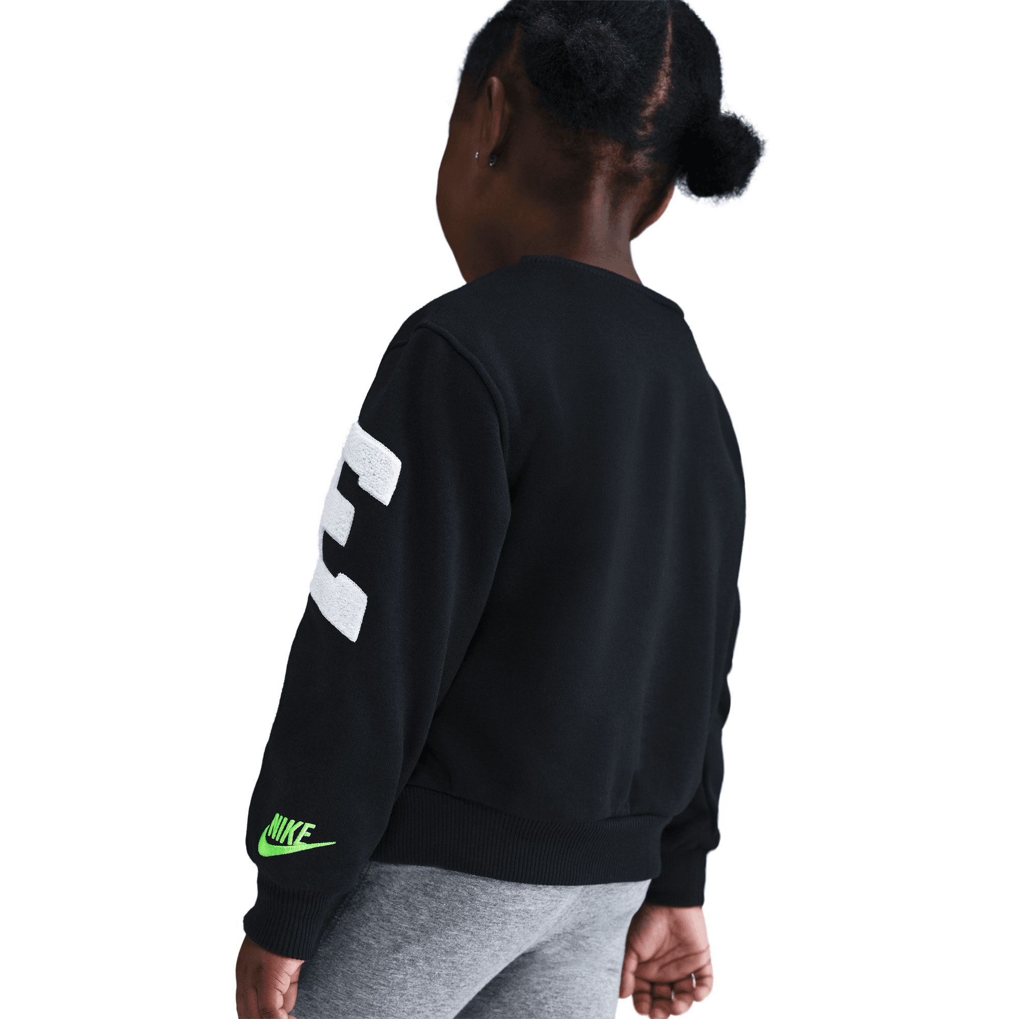 نايكي كلوب image number 5