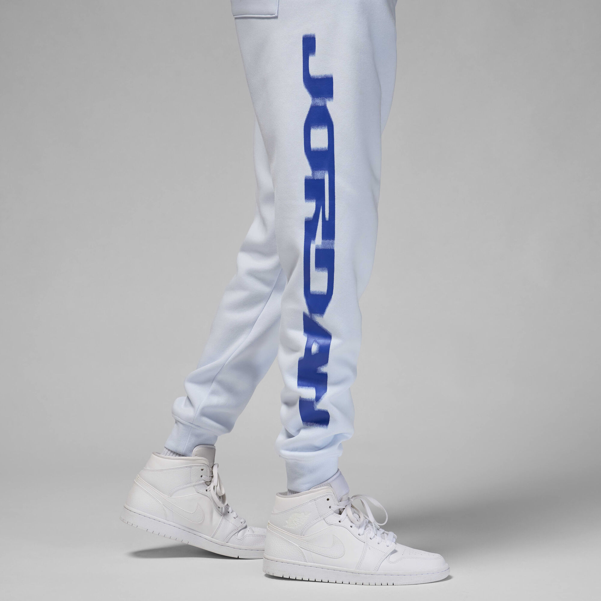 Zoom image