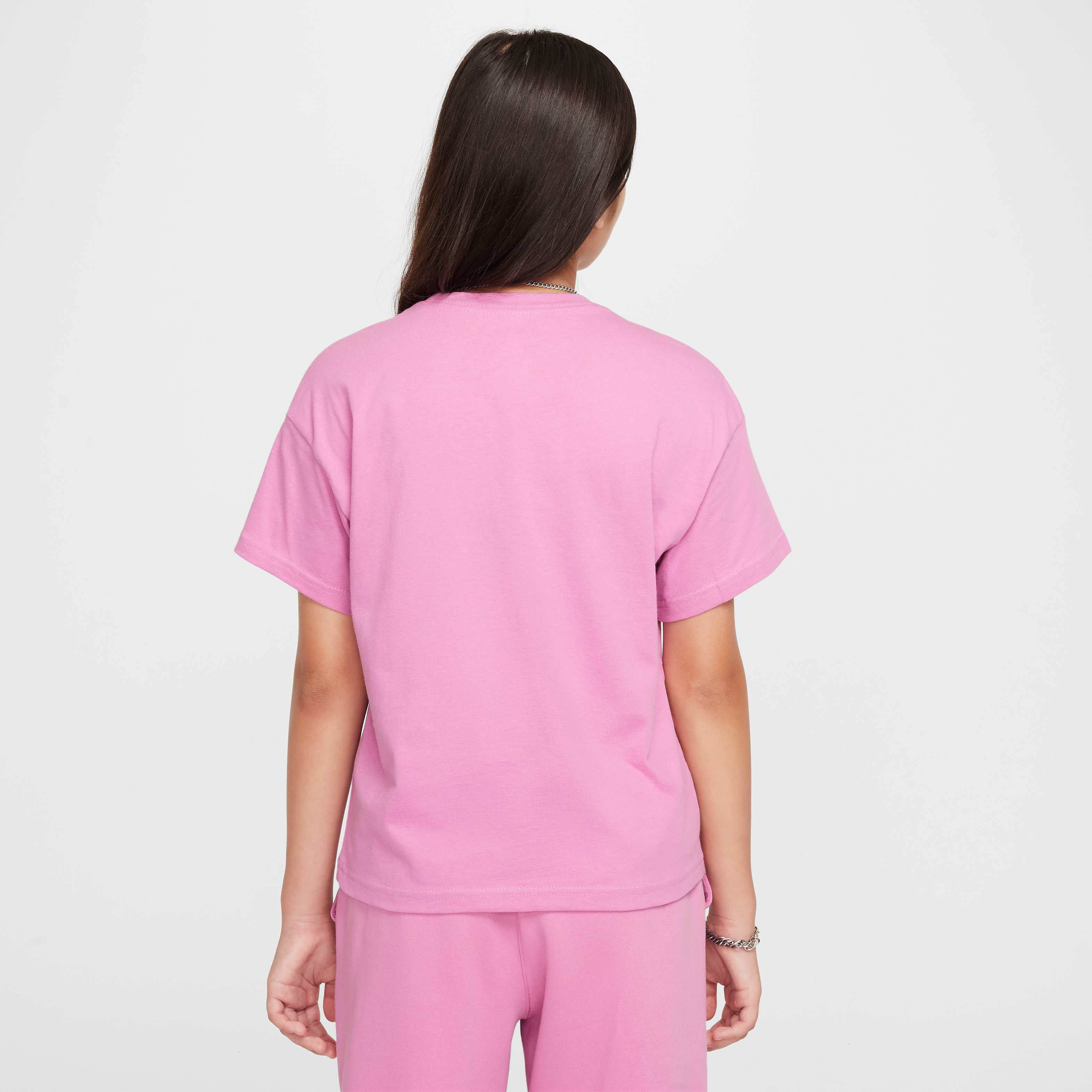 نايكي سبورتسوير ايسنشال image number 1