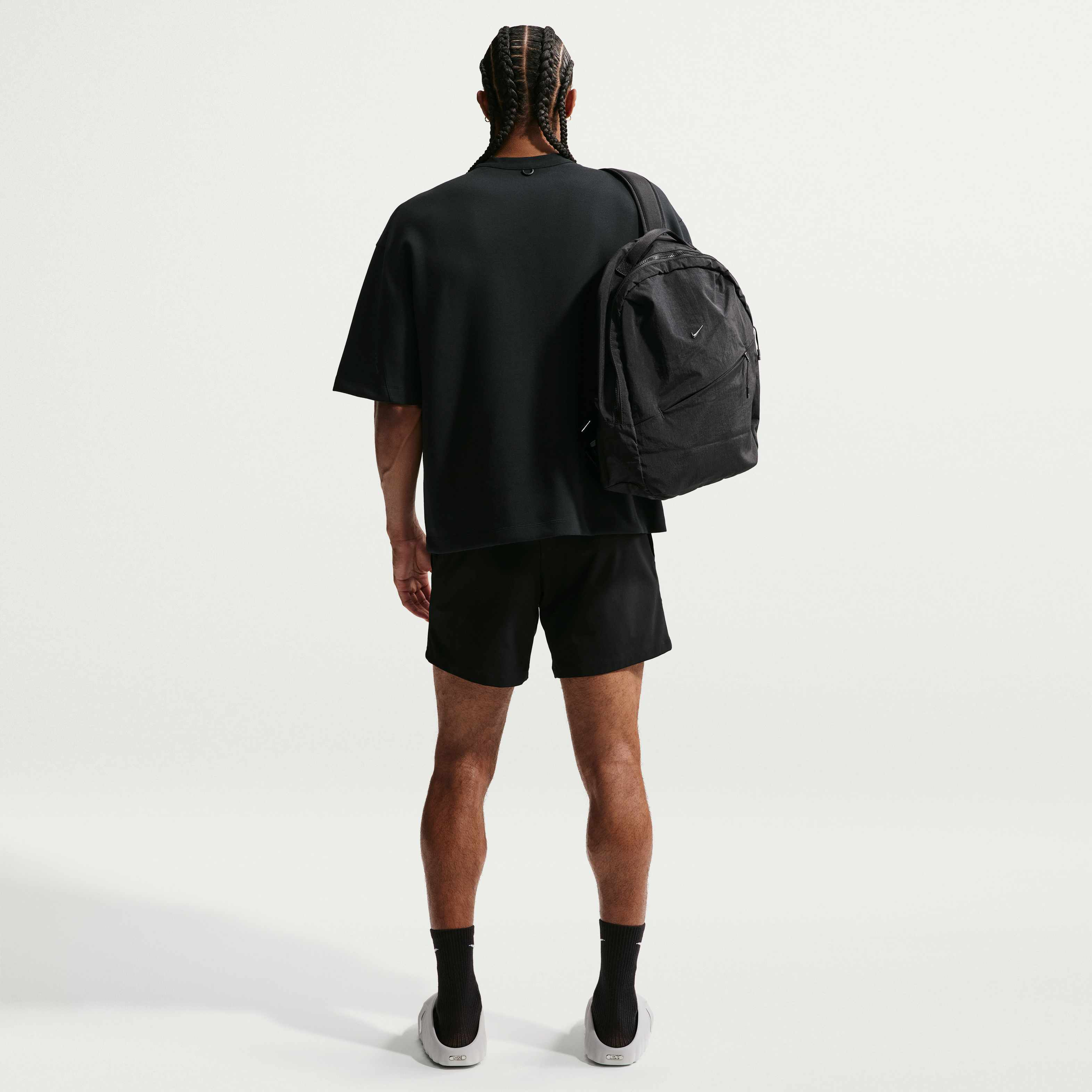 نايكي 24.7 امبوسبلي سوفت image number 4