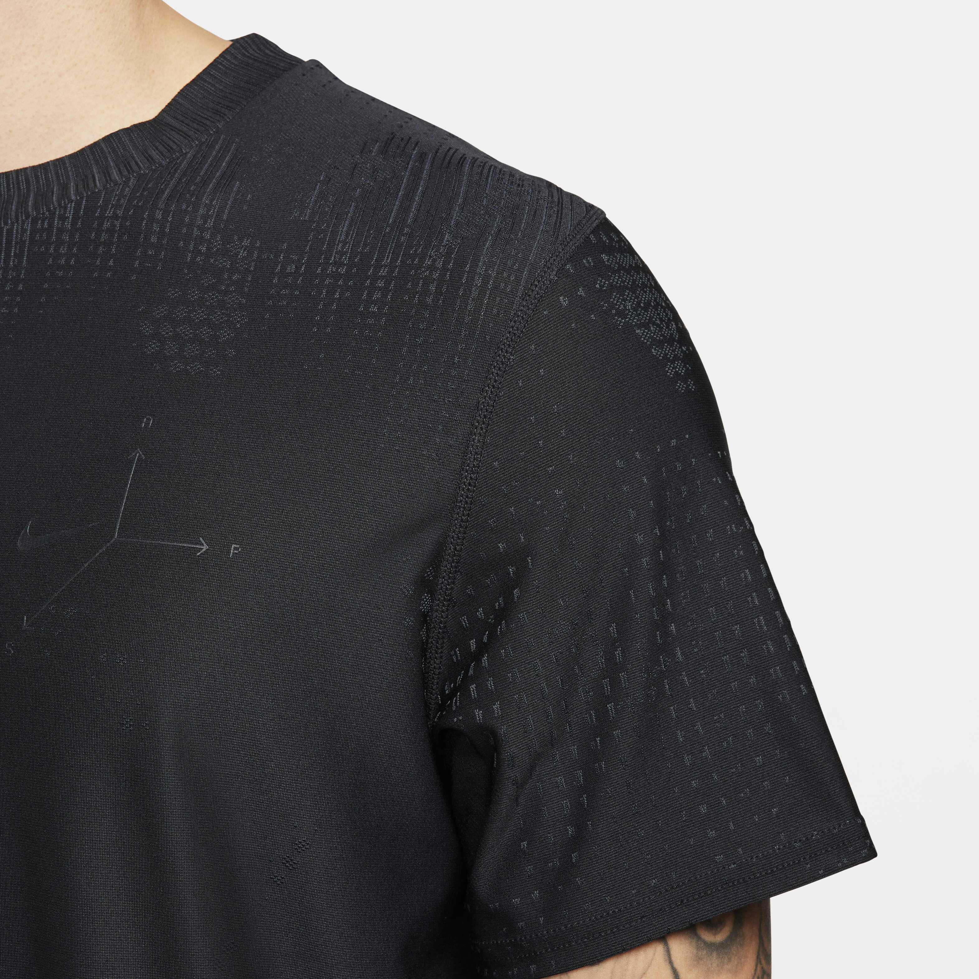 Nike APS image number 4