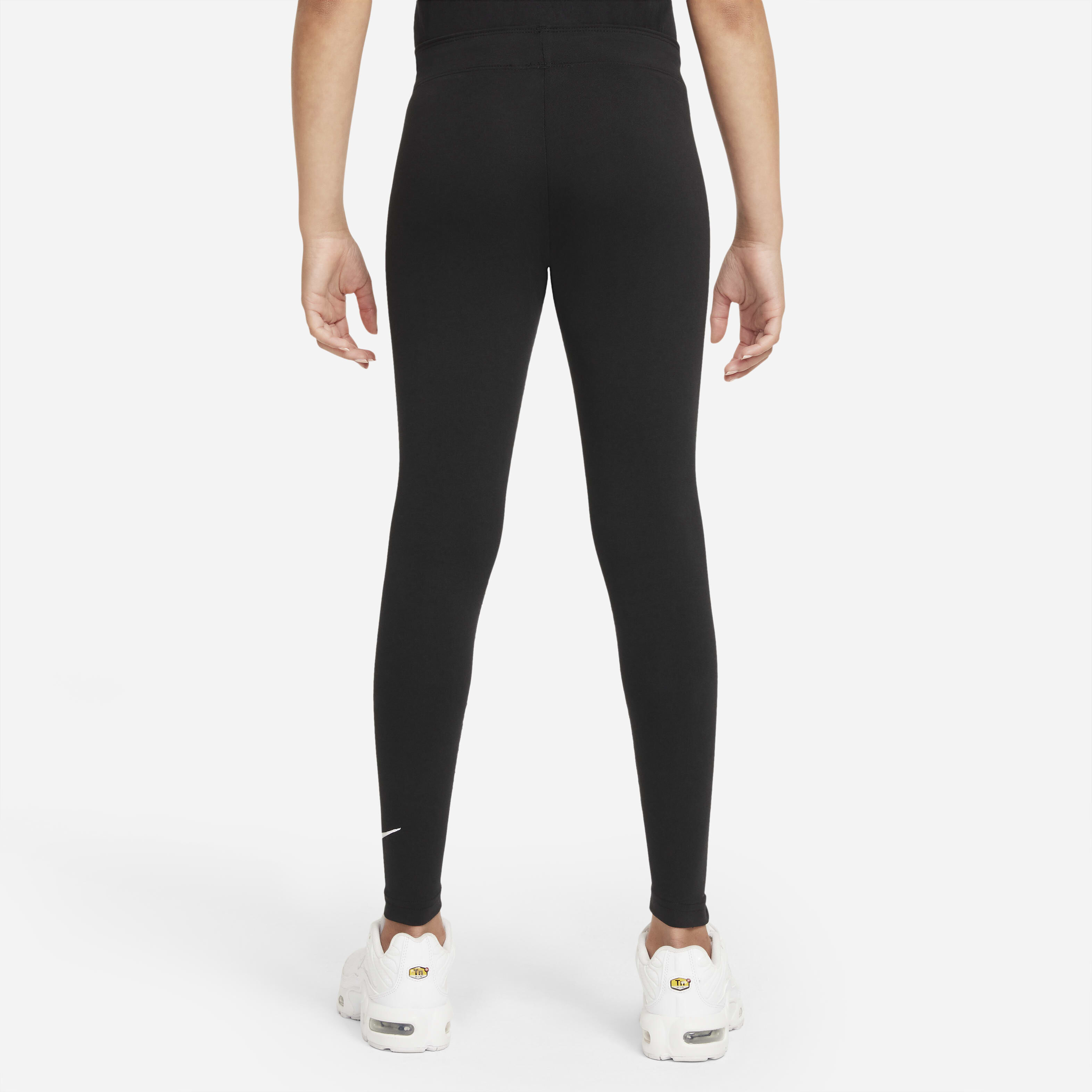 نايكي سبورتسوير فيفوريتس image number 1