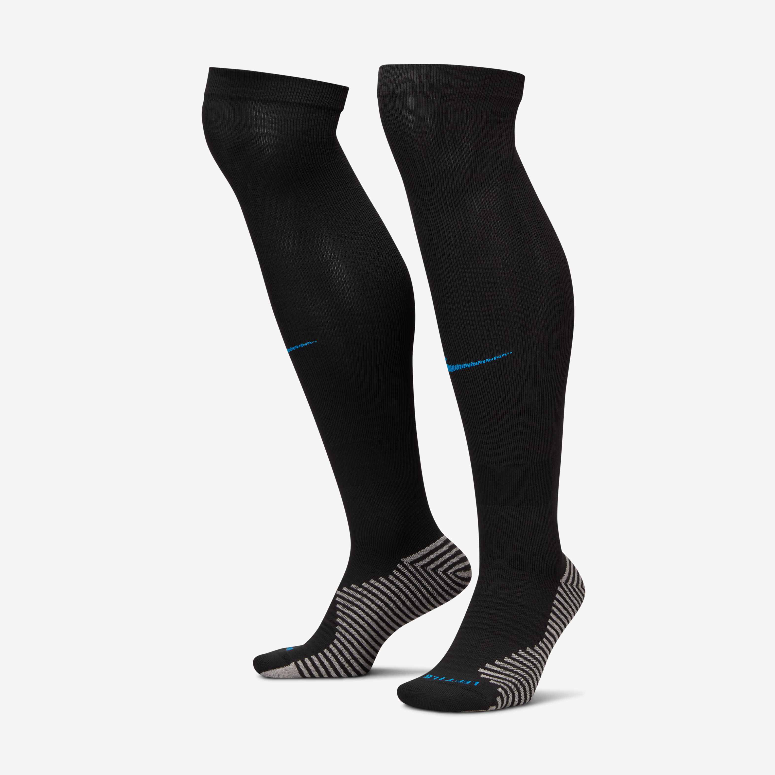 England Strike Away image number 0