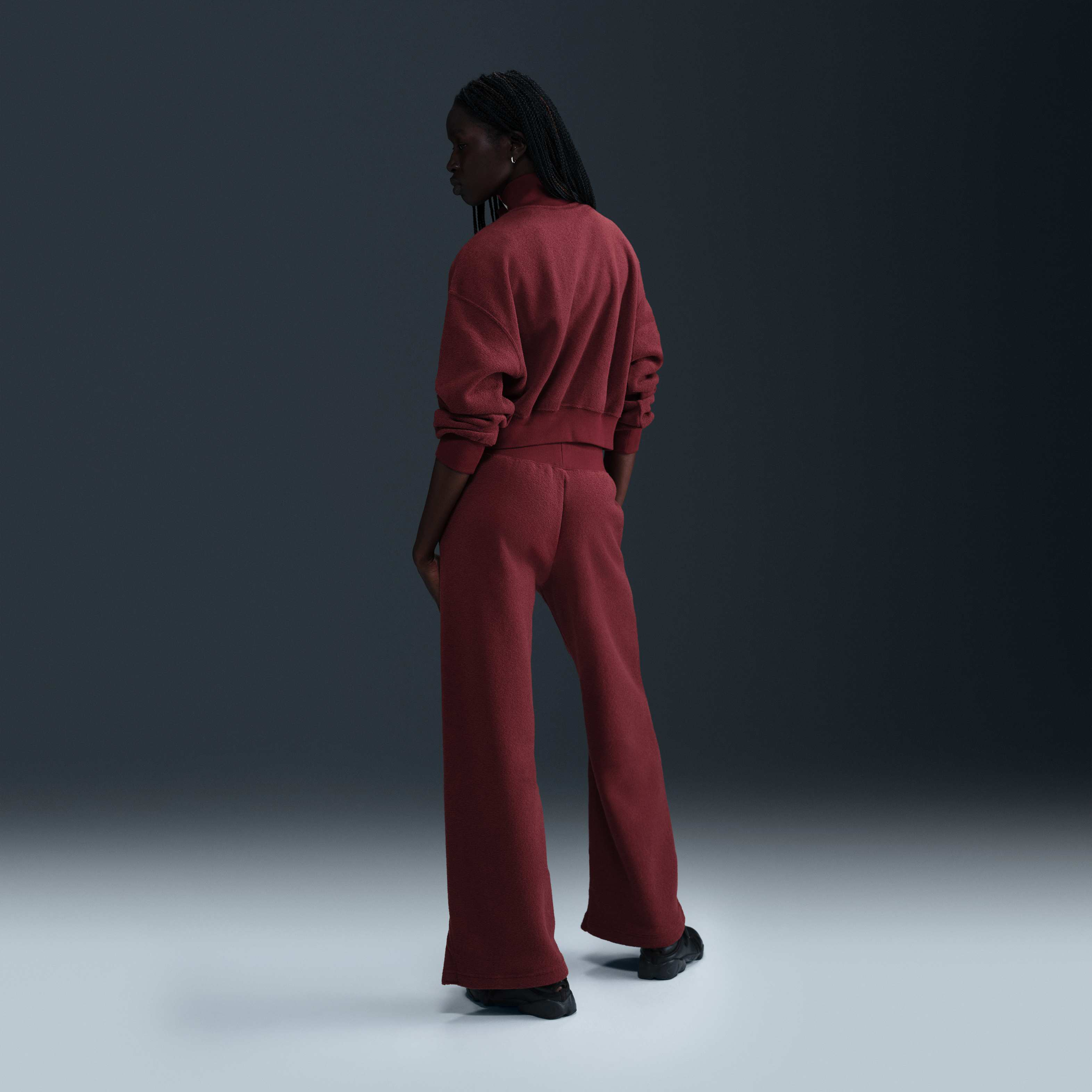 Nike Sportswear Phoenix Plush image number 3