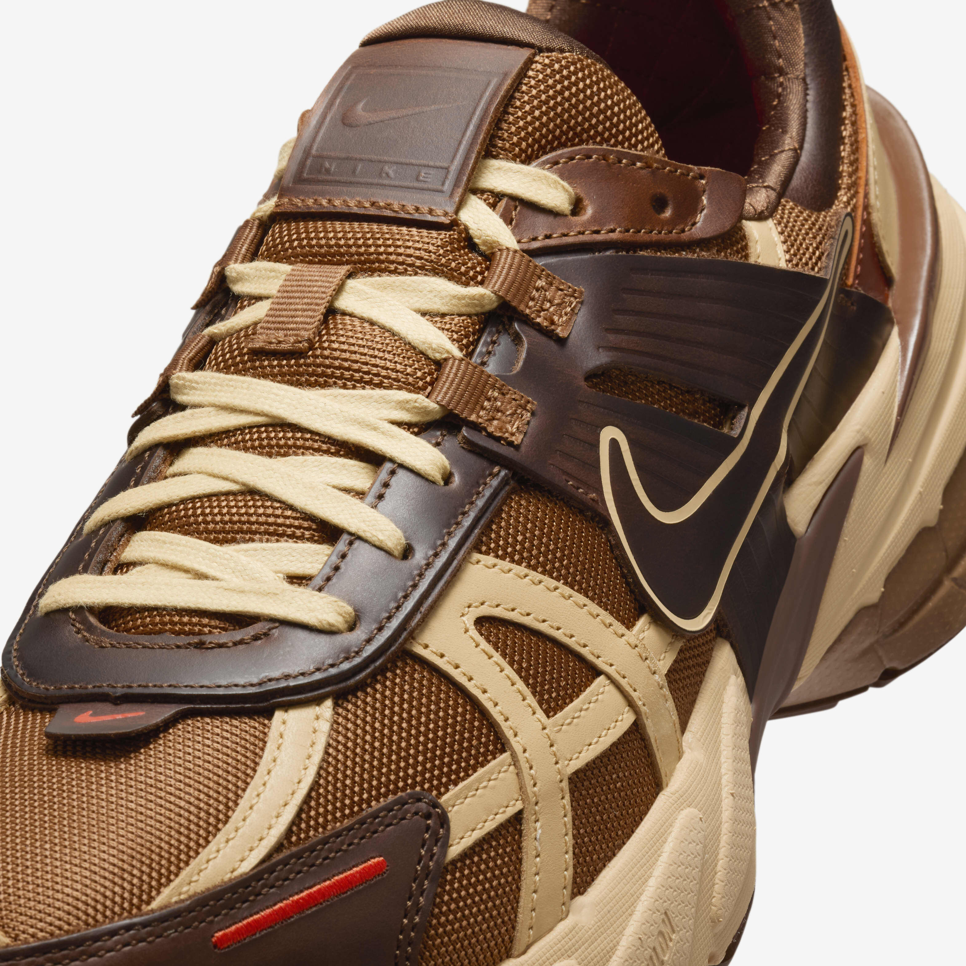 Nike V2K Run image number 6