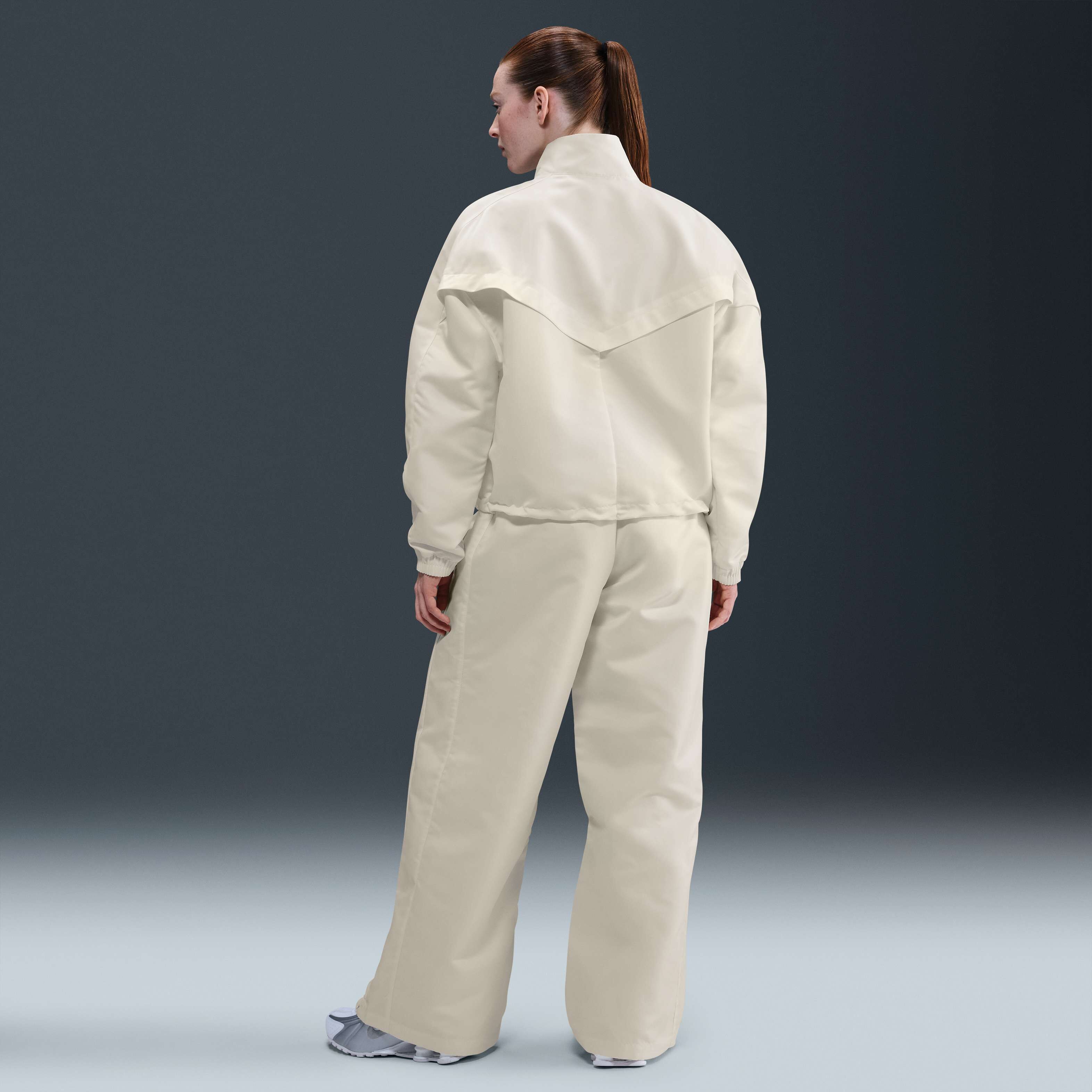 نايكي سبورتسوير ويندرانر image number 4