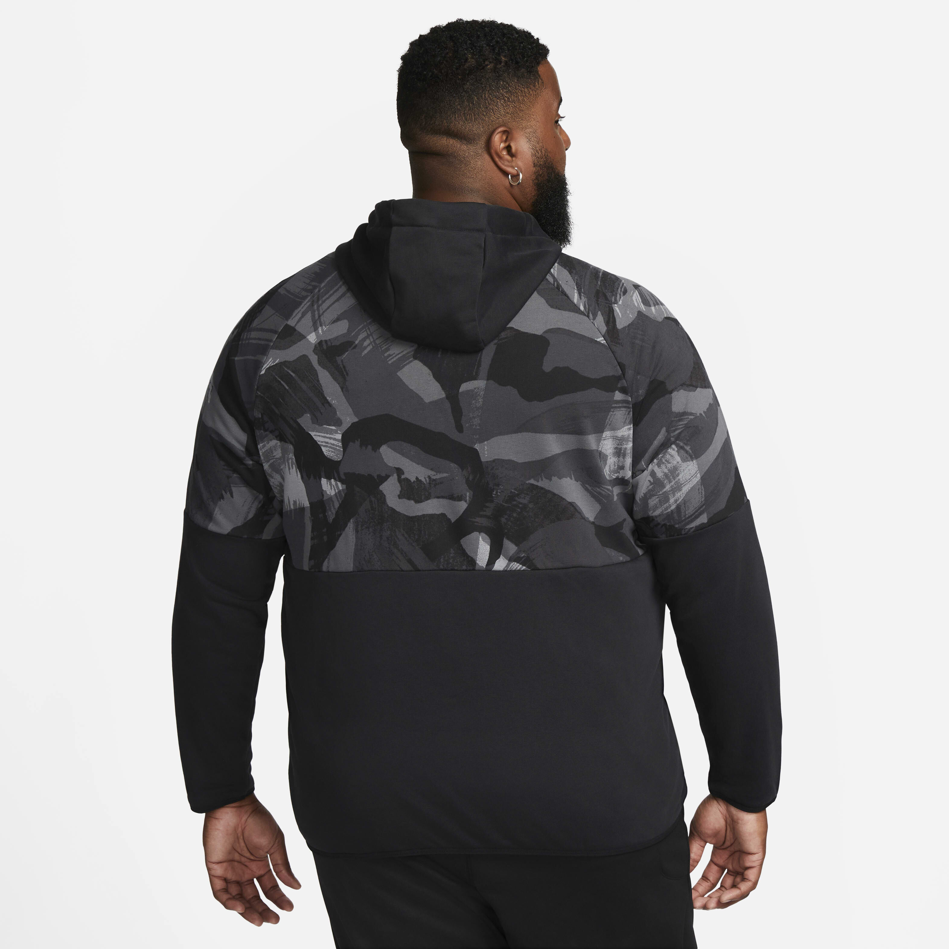 Nike Dri-FIT Fleece image number 7