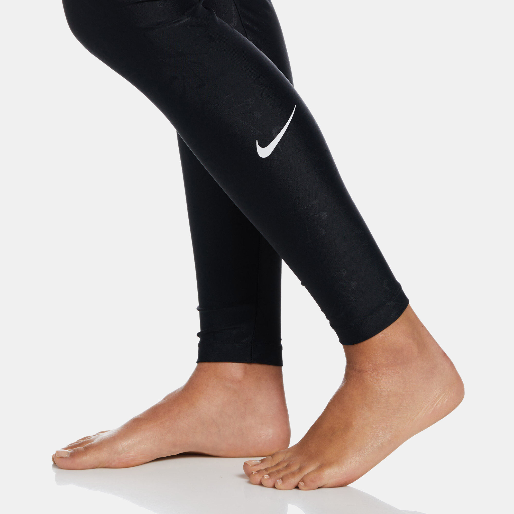 Nike Swim Logo image number 3