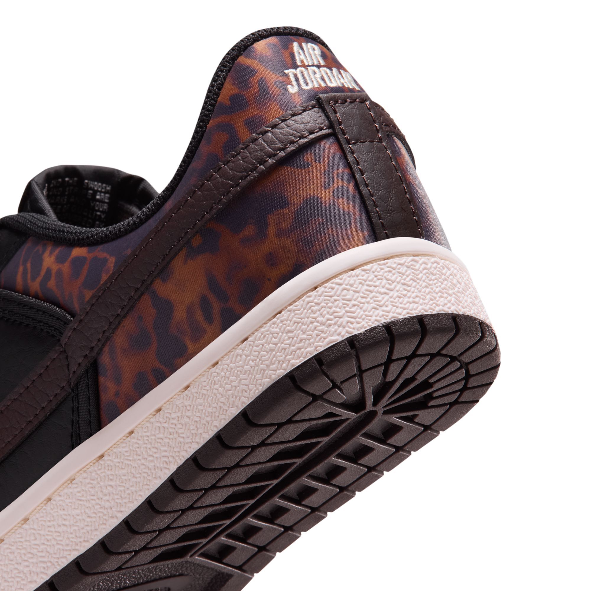 Air Jordan Skyline Low image number 10