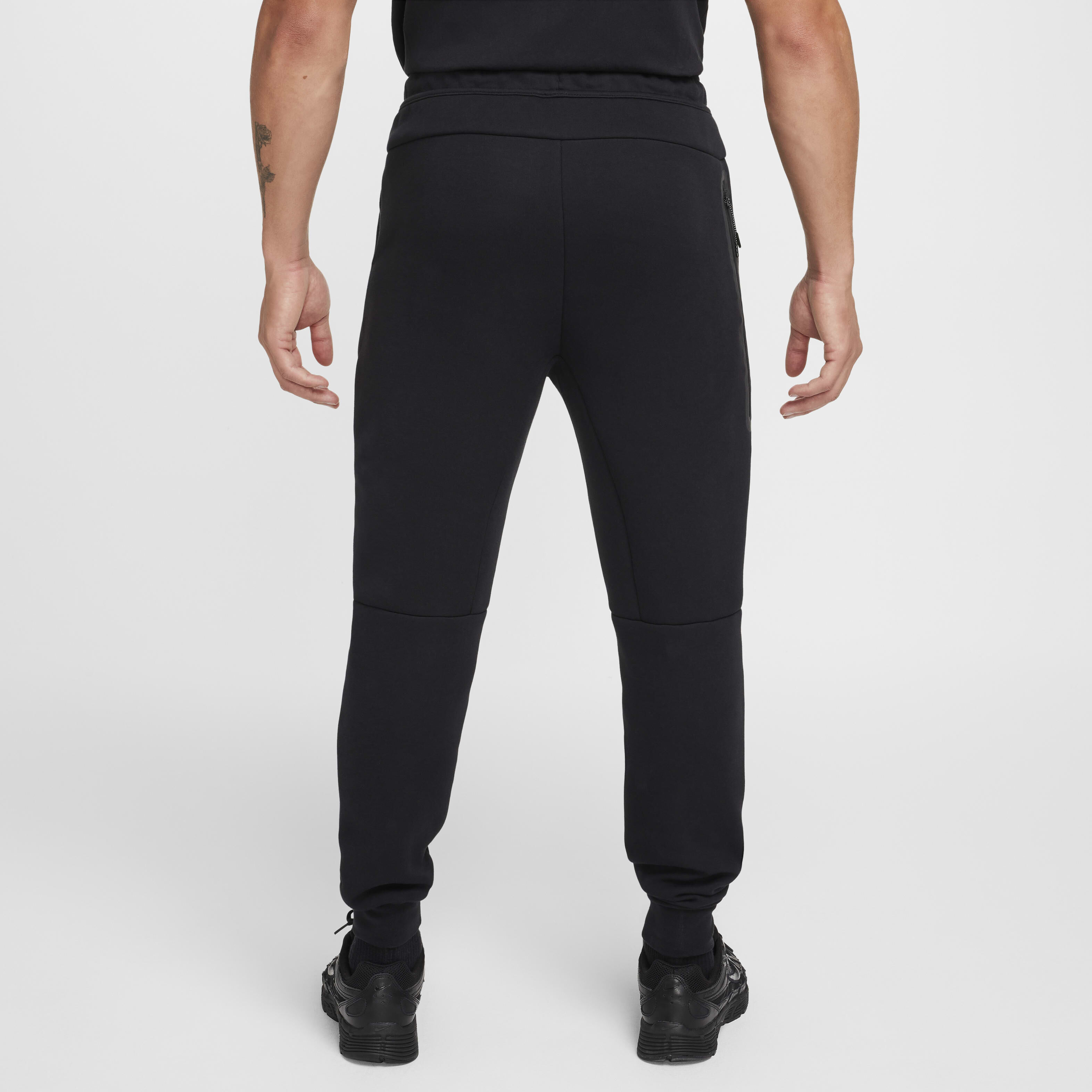 Buy Nike Tech Men s Fleece Joggers Black Anthracite Green Strike Nike Kuwait Official