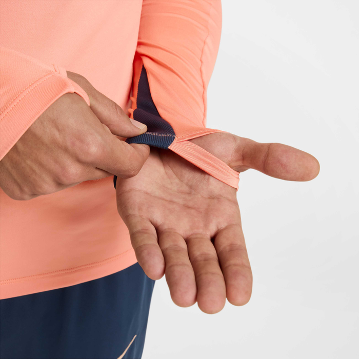 Chelsea F.C. Strike Special Edition image number 5 Chelsea F.C. Strike Special Edition image number 5