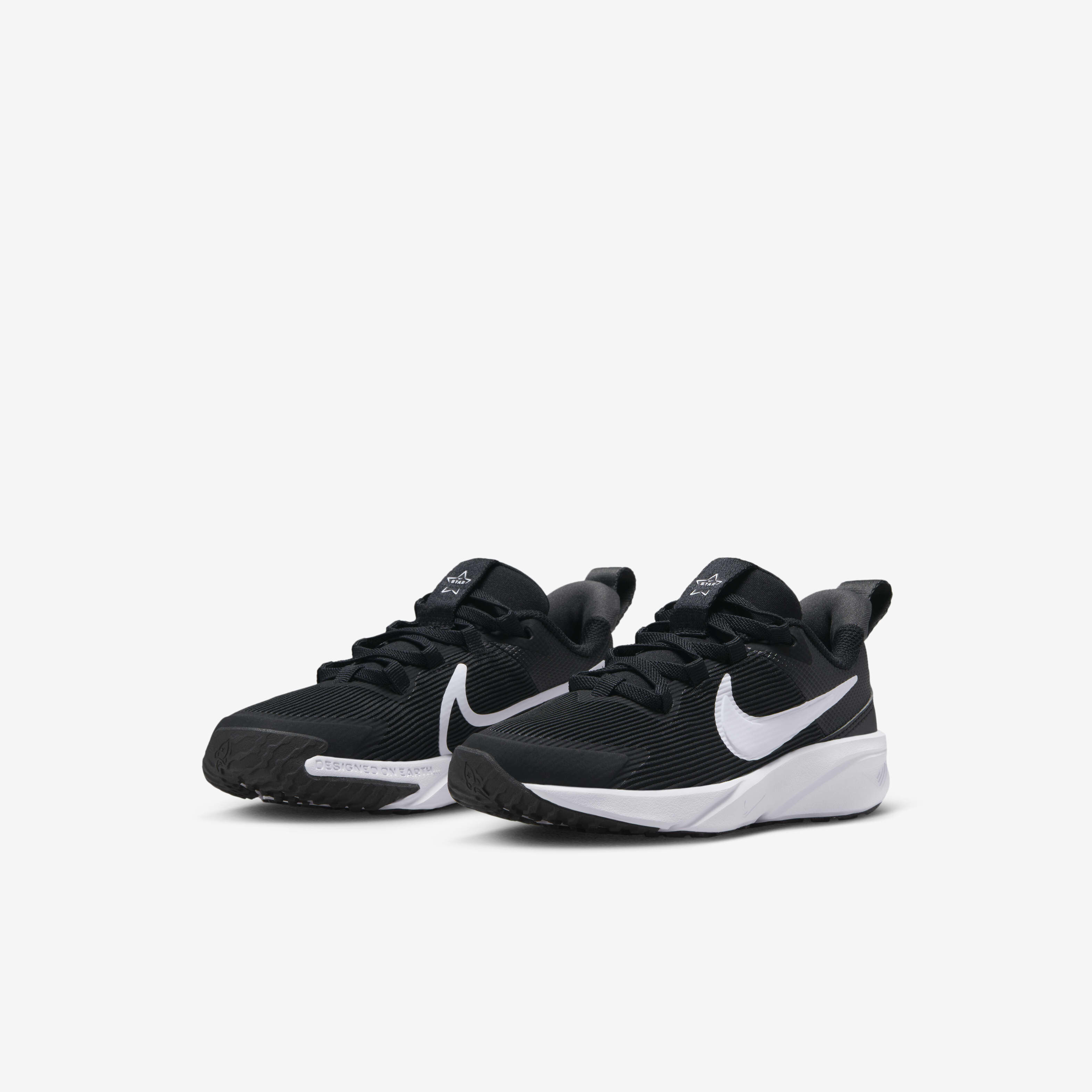 Nike legend react runnea cheap