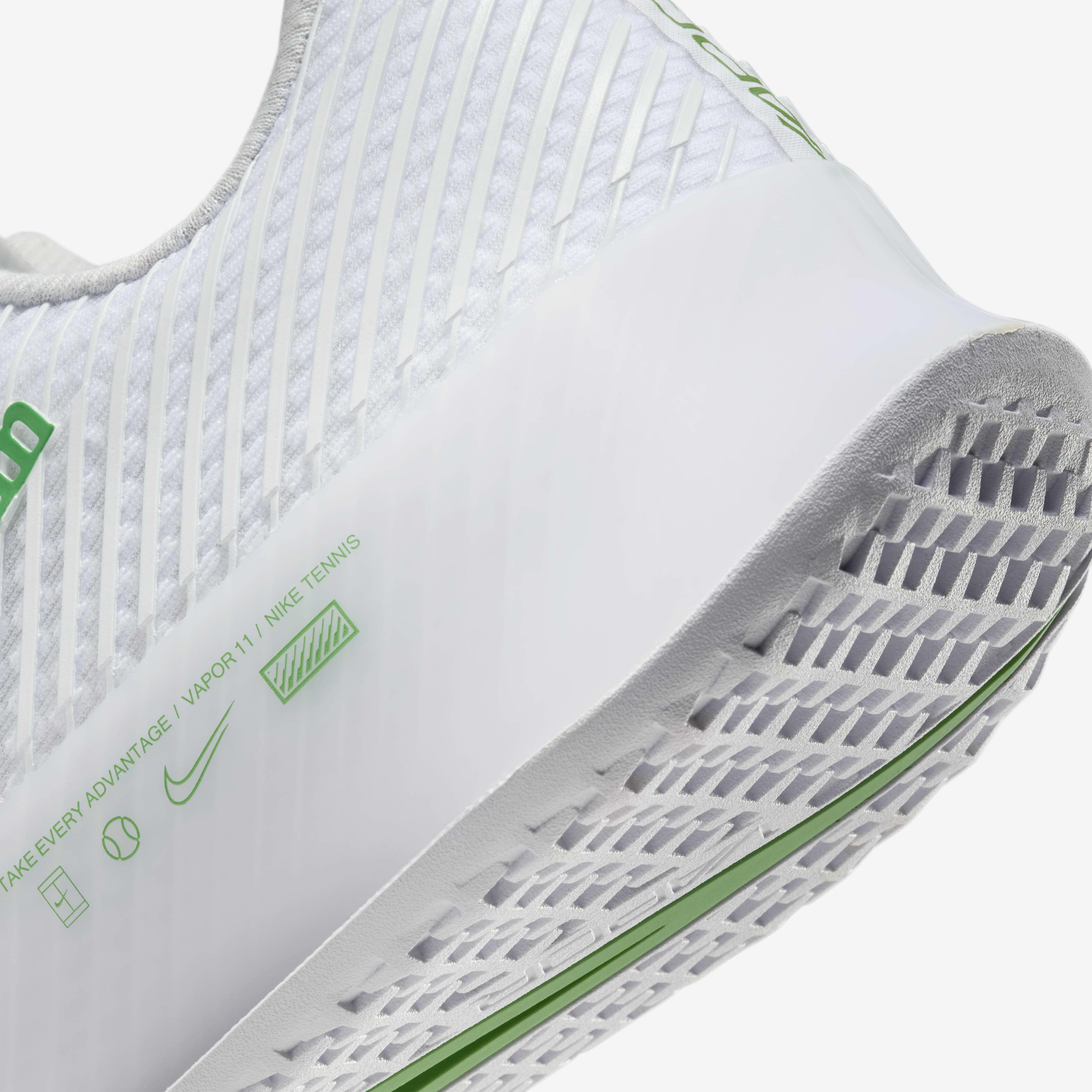 نايكي كورت اير زووم فيبور 11 image number 7