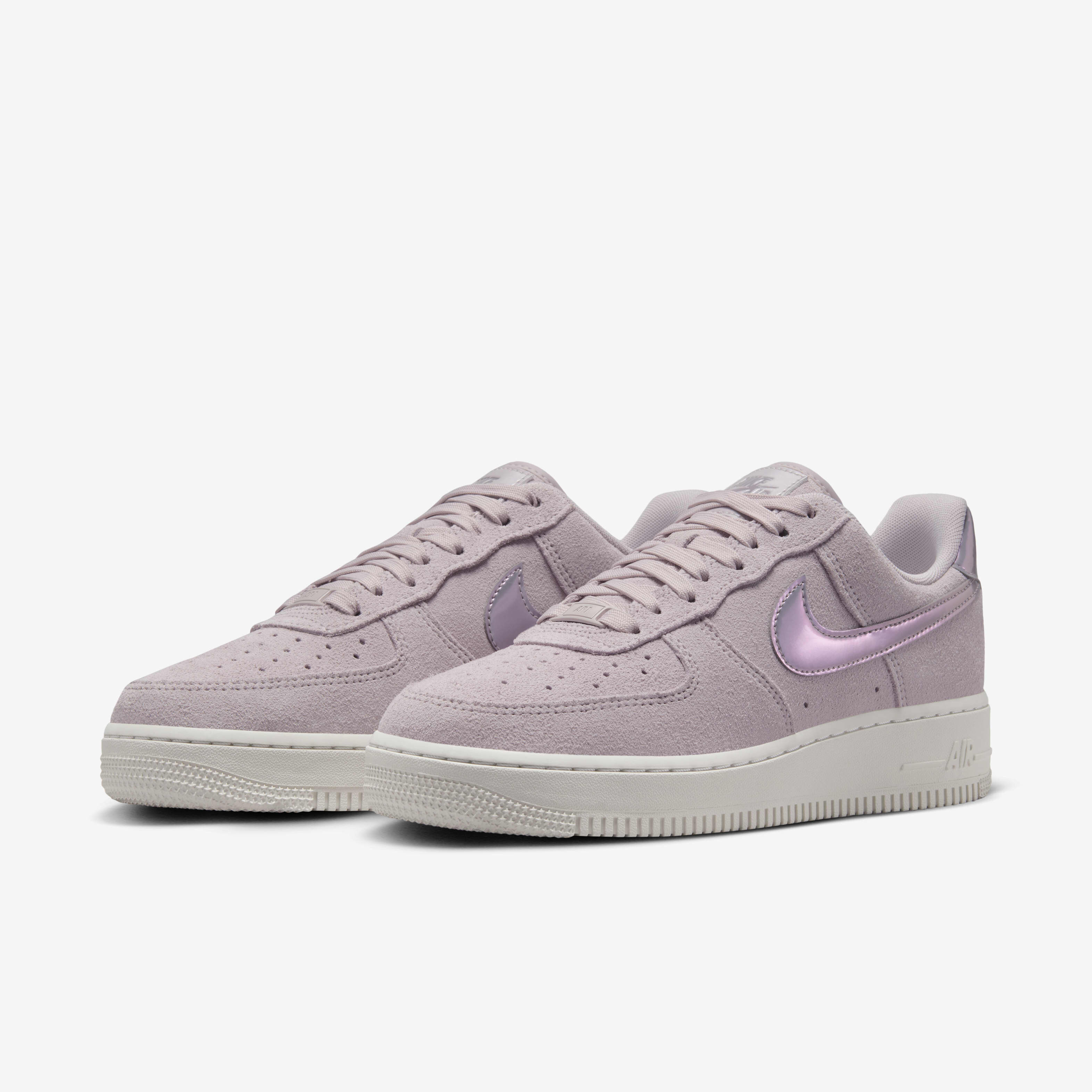 Nike Air Force 1 '07 SE image number 4